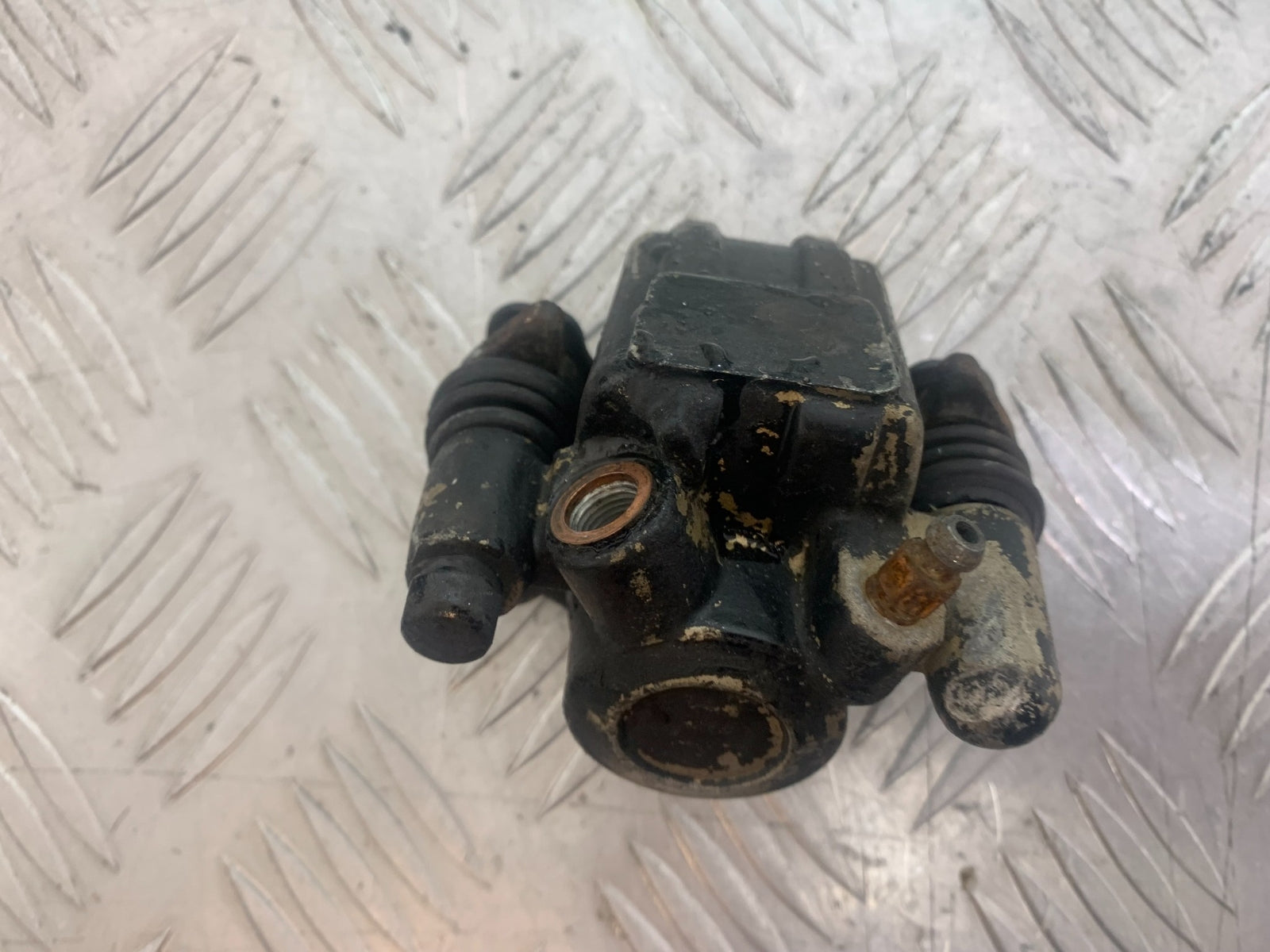 RIEJU 125 RS2 REAR CALIPER  YEAR 2007 (CMB1142)