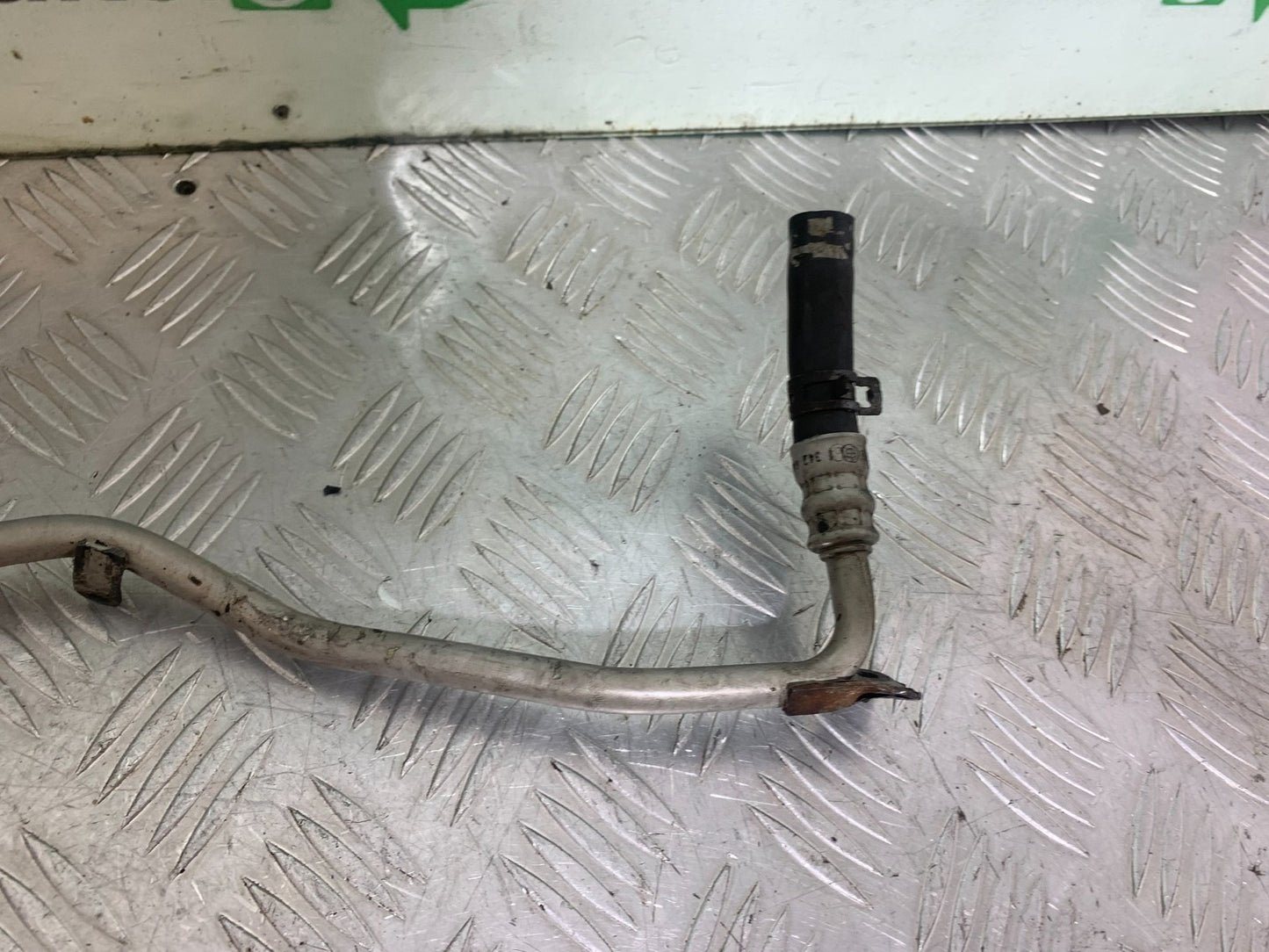BMW R850 R R850R OIL COOLER PIPE  YEAR 1994-2002 (CMB1170)