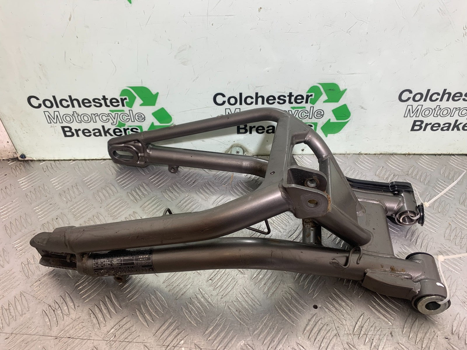 KAWASAKI ER6 N SWINGARM  YEAR 2012-2017 (CMB1324)