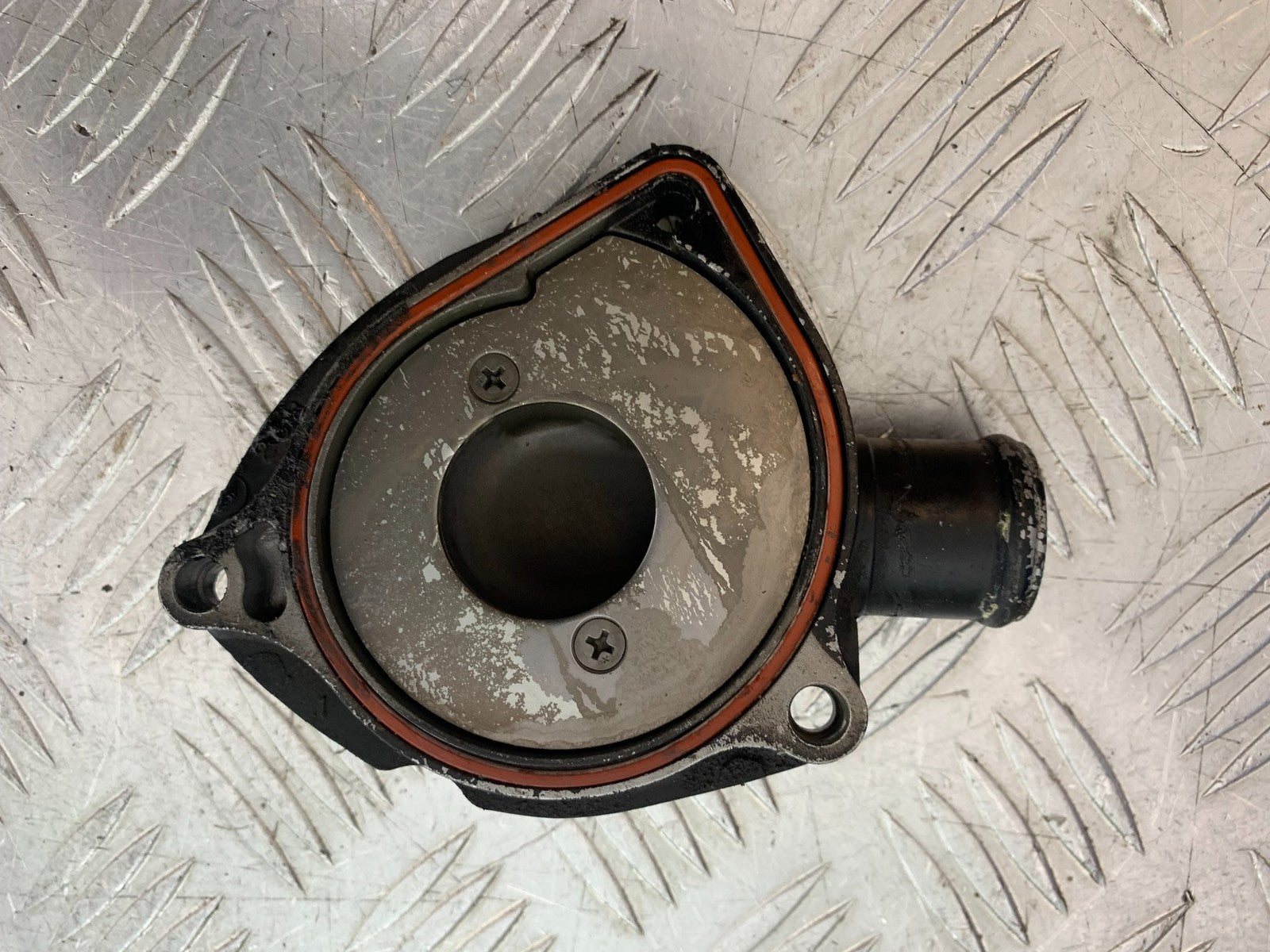 TRIUMPH 1050 SPRINT ST WATER PUMP COVER  2003-2011 (CMB1285)