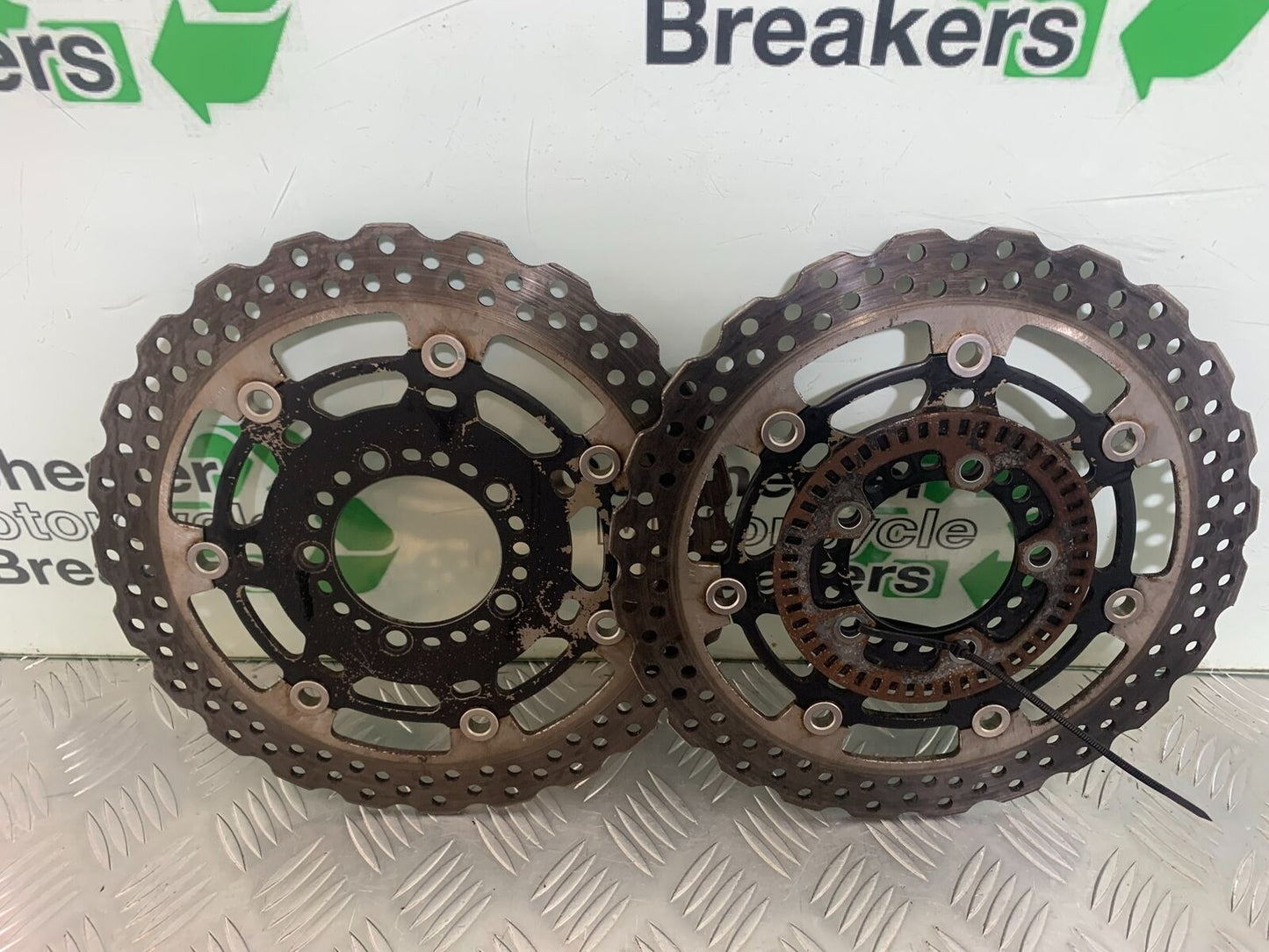 KAWASAKI Z800 Z 800 FRONT BRAKE DISCS  YEAR 2013-2017 (CMB1059)