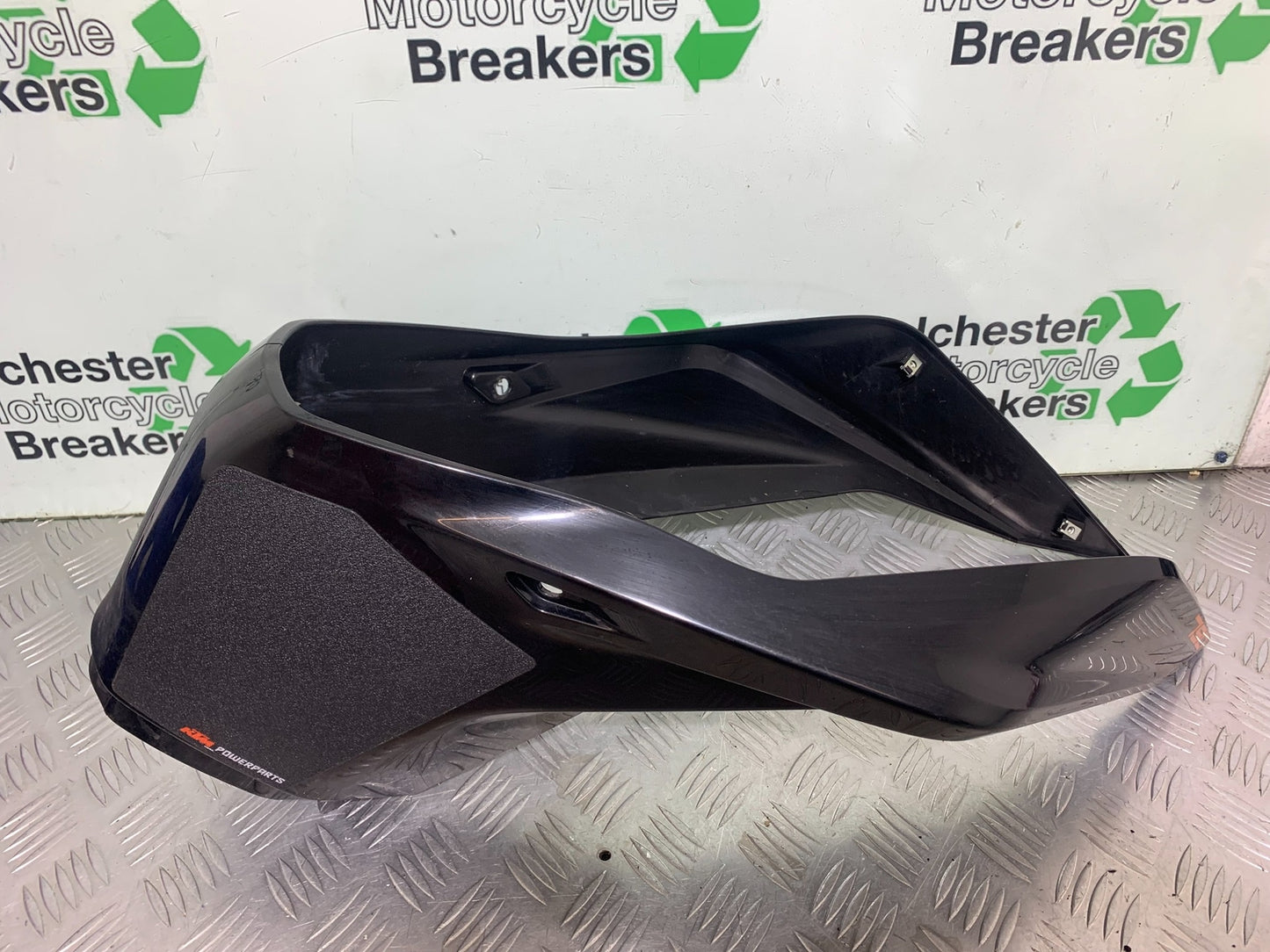 KTM 790 DUKE PETROL TANK SURROUND  YEAR 2018-2021  (CMB11150)