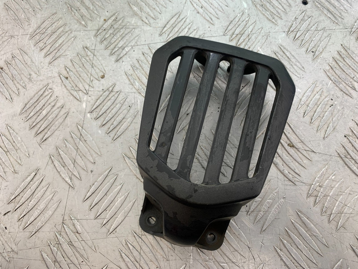 YAMAHA XVS 1300 MIDNIGHT STAR REGULATOR COVER  YEAR 2007-16 (CMB1200)
