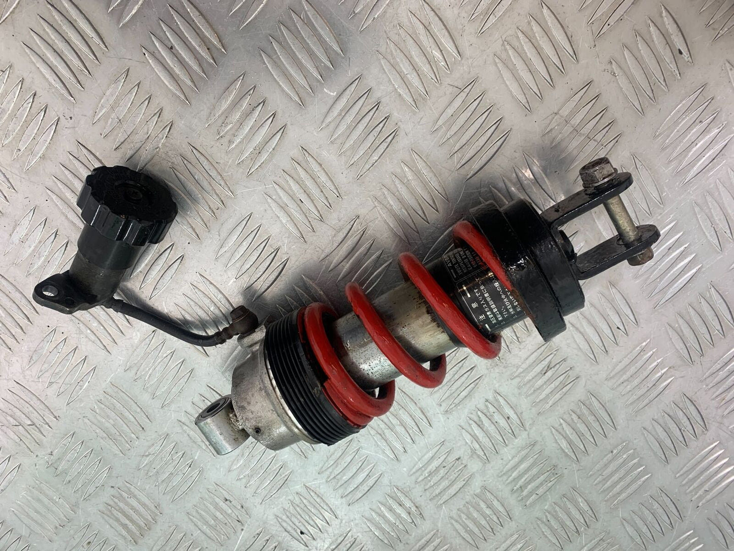 HONDA VFR400 VFR 400 NC21 REAR SHOCK   YEAR 1986-87 (CMB1043)