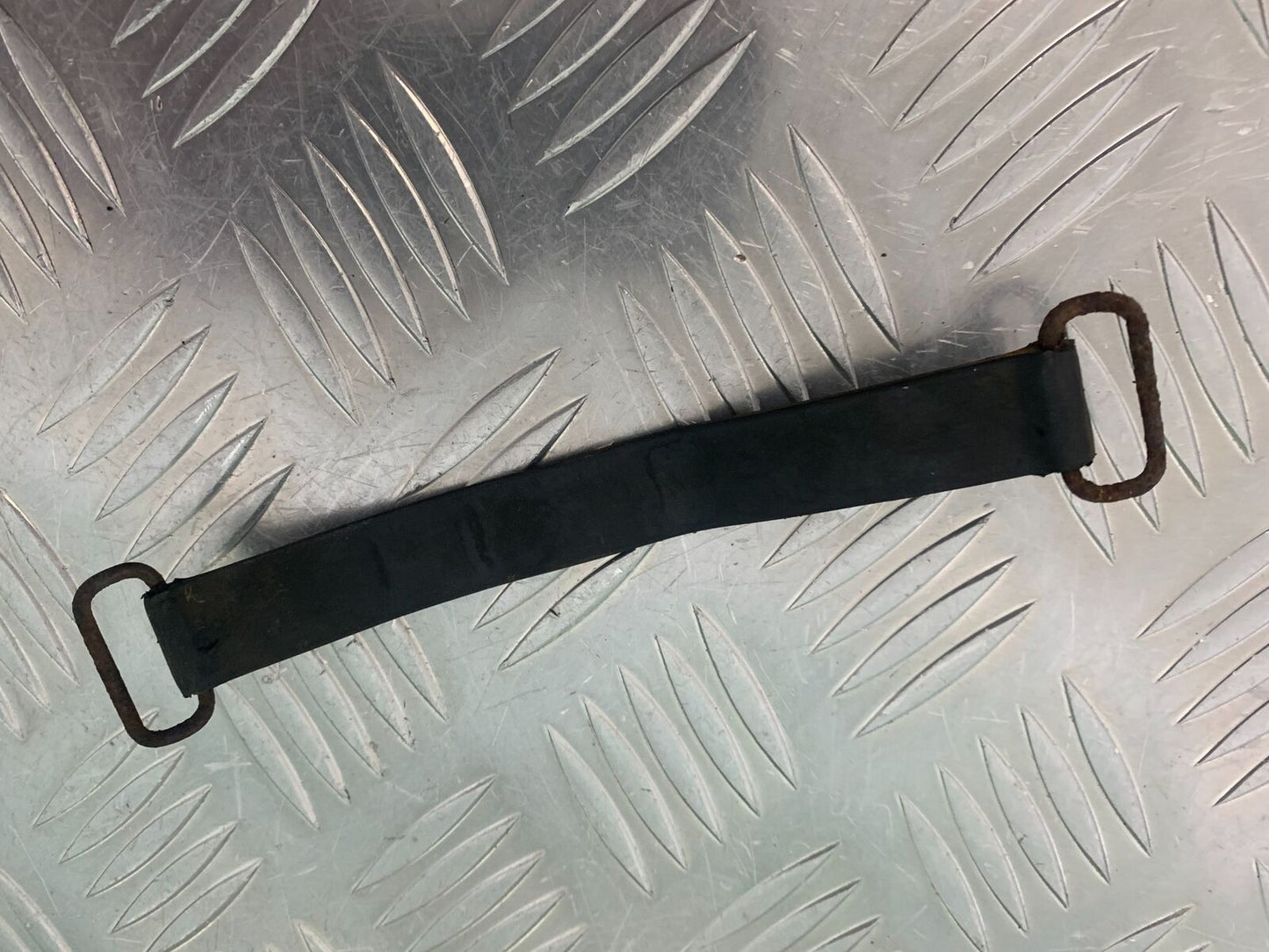 DUCATI 600ss 600 ss STRAP YEAR 1991-98 (STOCK 987)