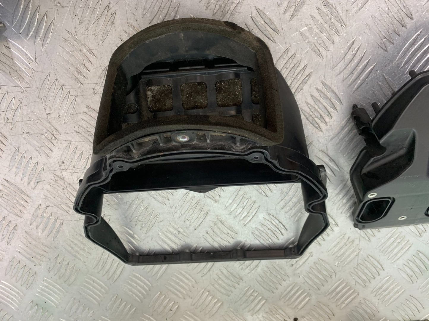 KAWASAKI ZX10R ZX10 R AIR BOX  2008-2010 (CMB1301)