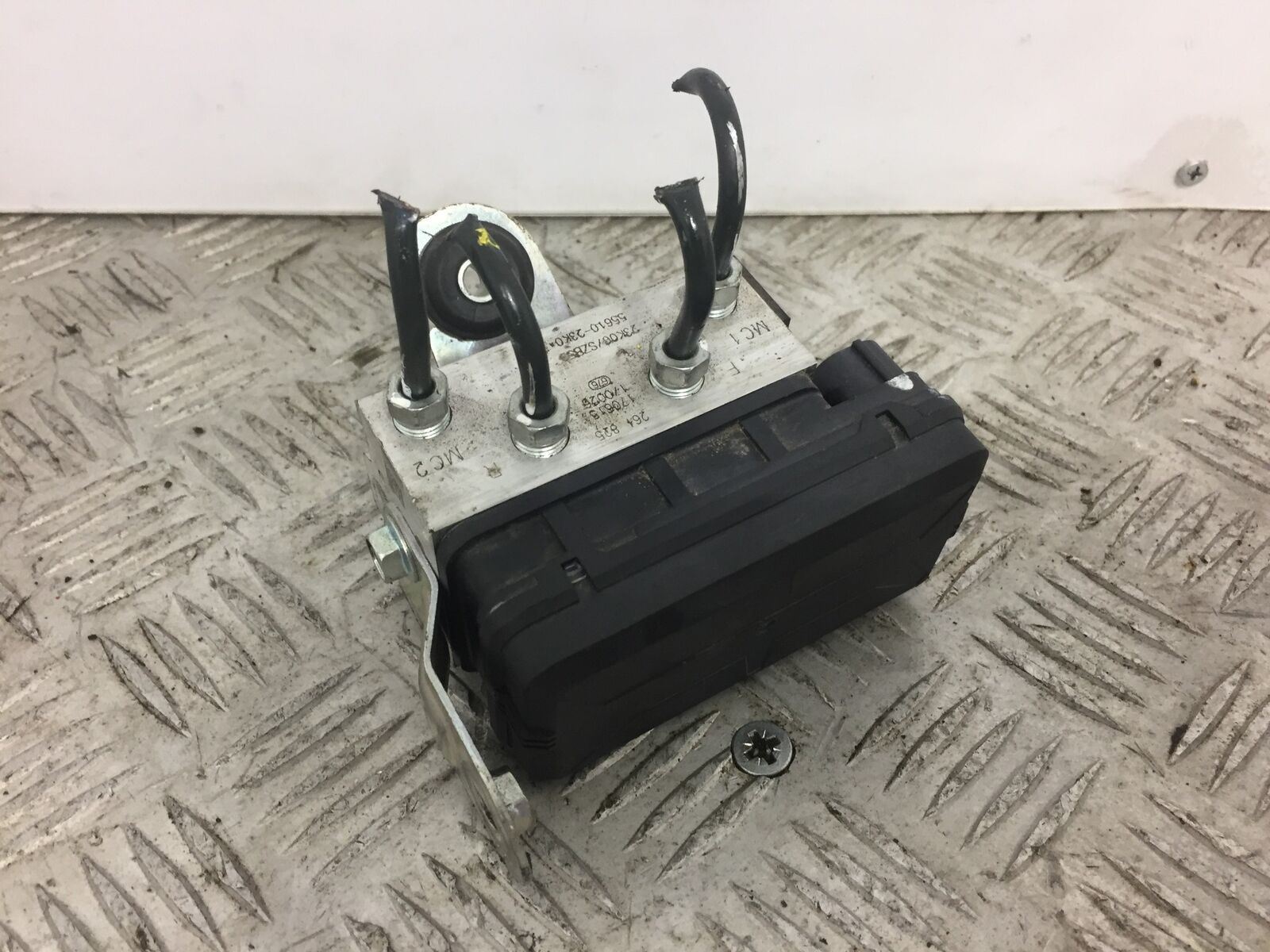 SUZUKI GSXR 125 GSX R125 ABS PUMP  YEAR 2017