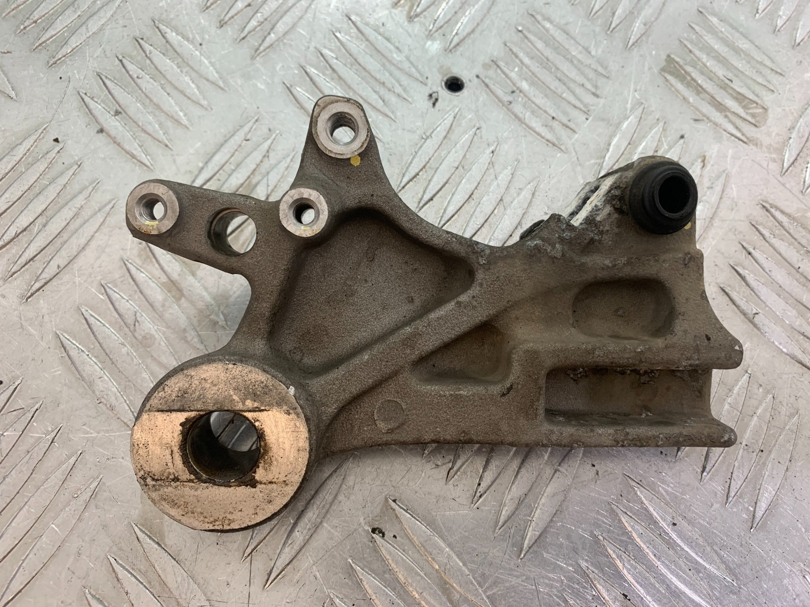 HONDA CBR500R CBR 500 R REAR CALIPER BRACKET YEAR 2012-16 (CMB1151)