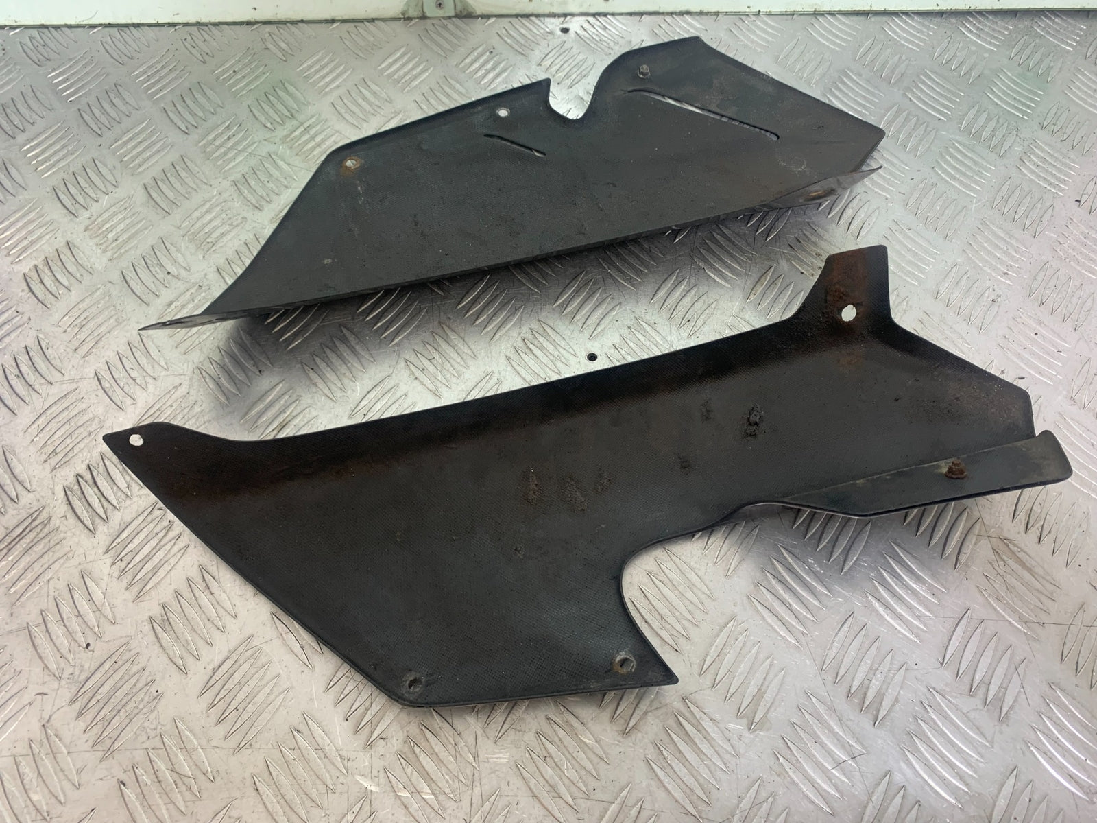 MV AGUSTA 800 F3 CARBON BELLYPAN  YEAR 2013-2016 (CMB1152)
