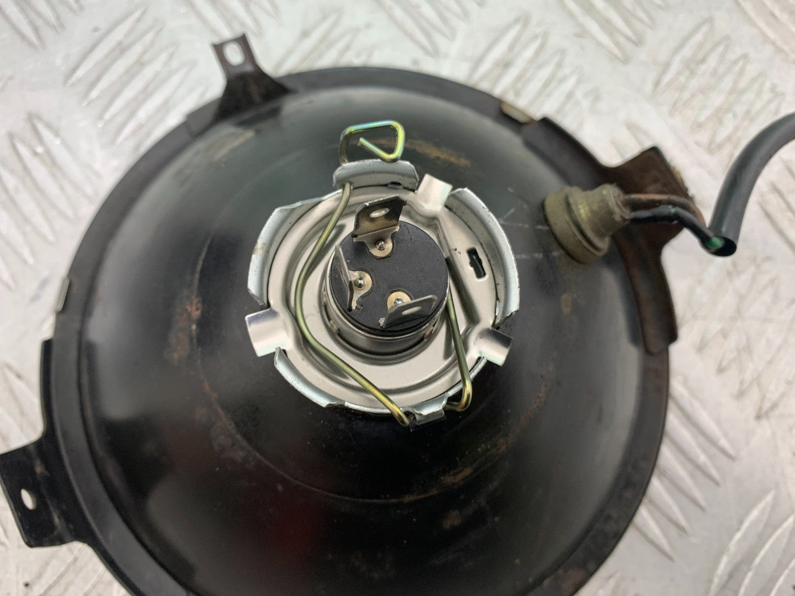 HONDA CB600 CB 600 HORNET HEADLIGHT     YEAR 1998-2002 (CMB1297)