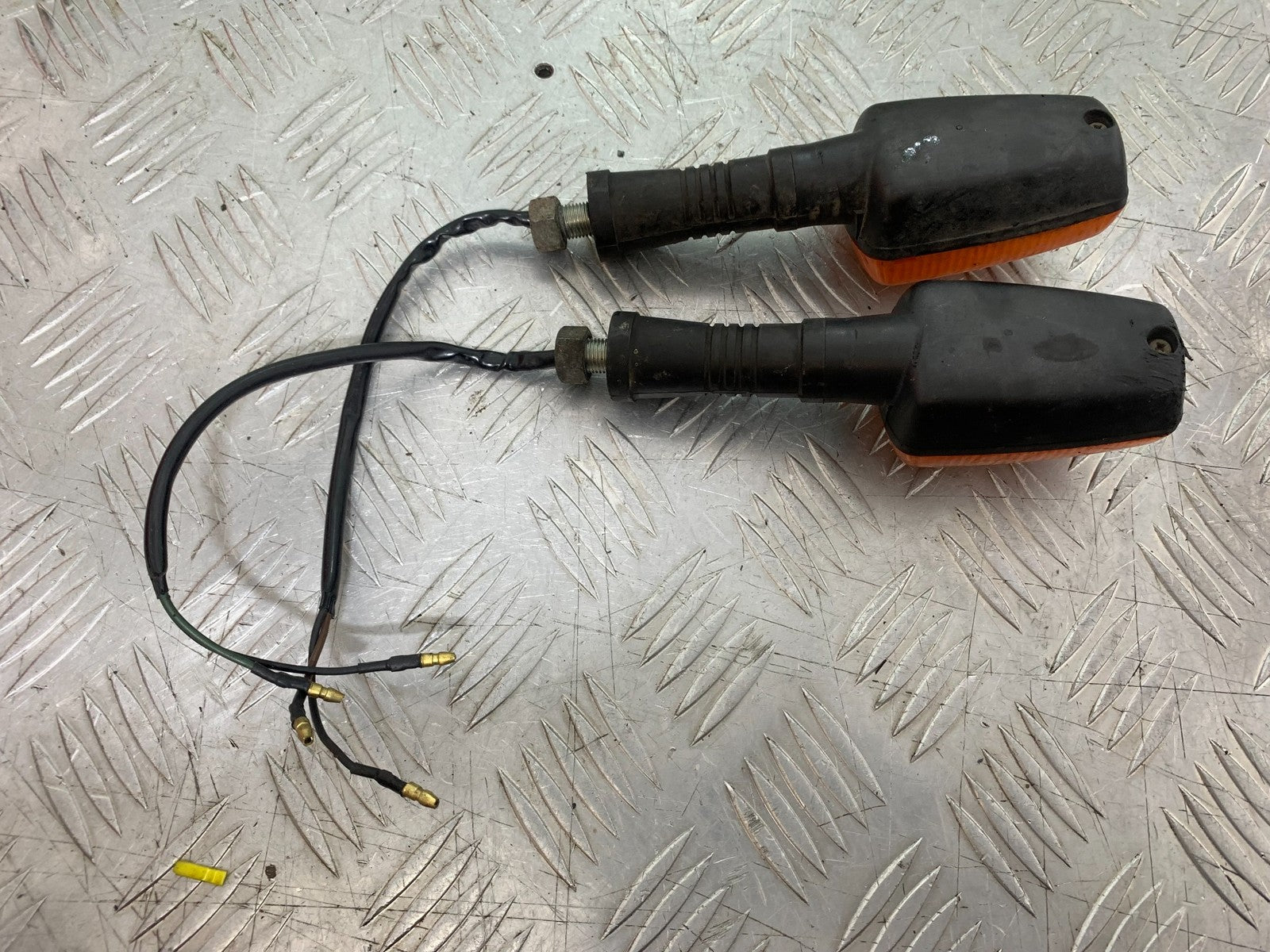 YAMAHA XJ600 XJ 600 DIVERSION REAR INDICATORS  1998-2000 (CMB1191)