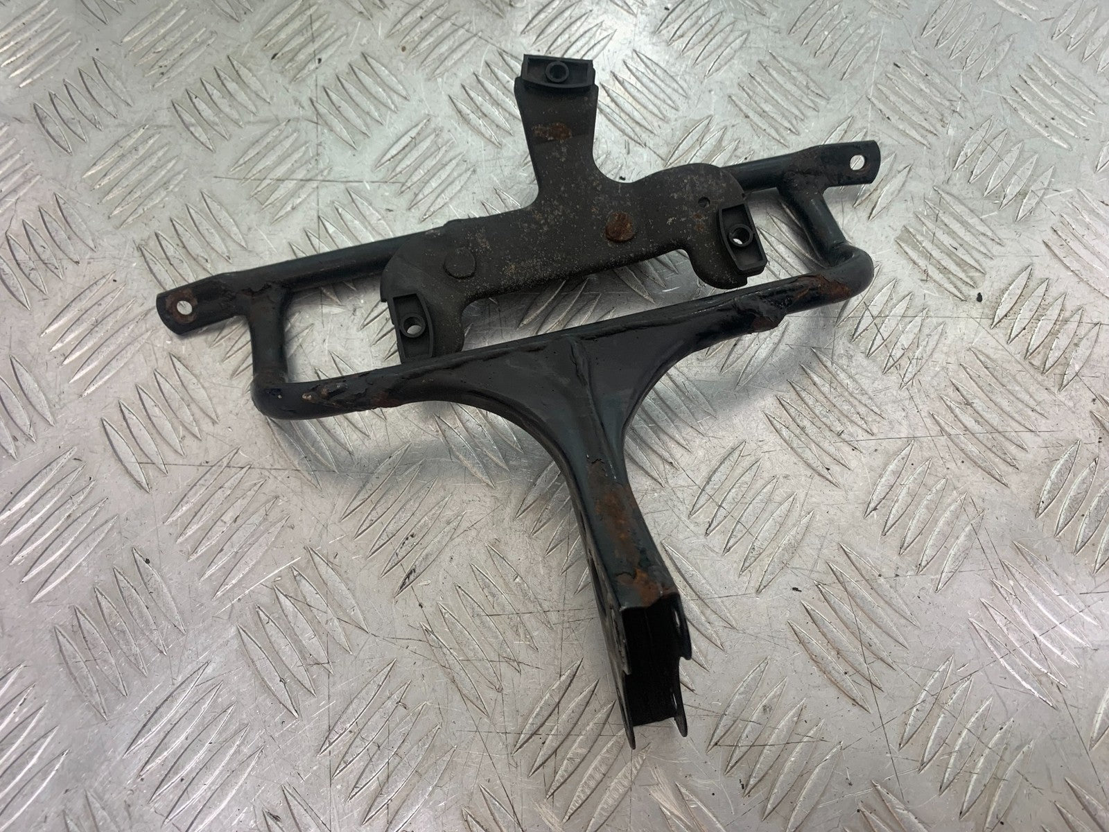 KAWASAKI ZX6R ZX6 F FAIRING BRACKET  YEAR 1995-1997 (CMB1169)