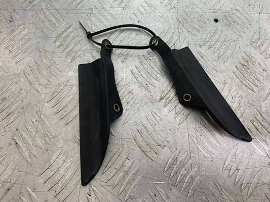 TRIUMPH 675 STREET TRIPLE R FRONT MUDGUARD INFILLS  YEAR 2013 - 2016 (CMB1221)