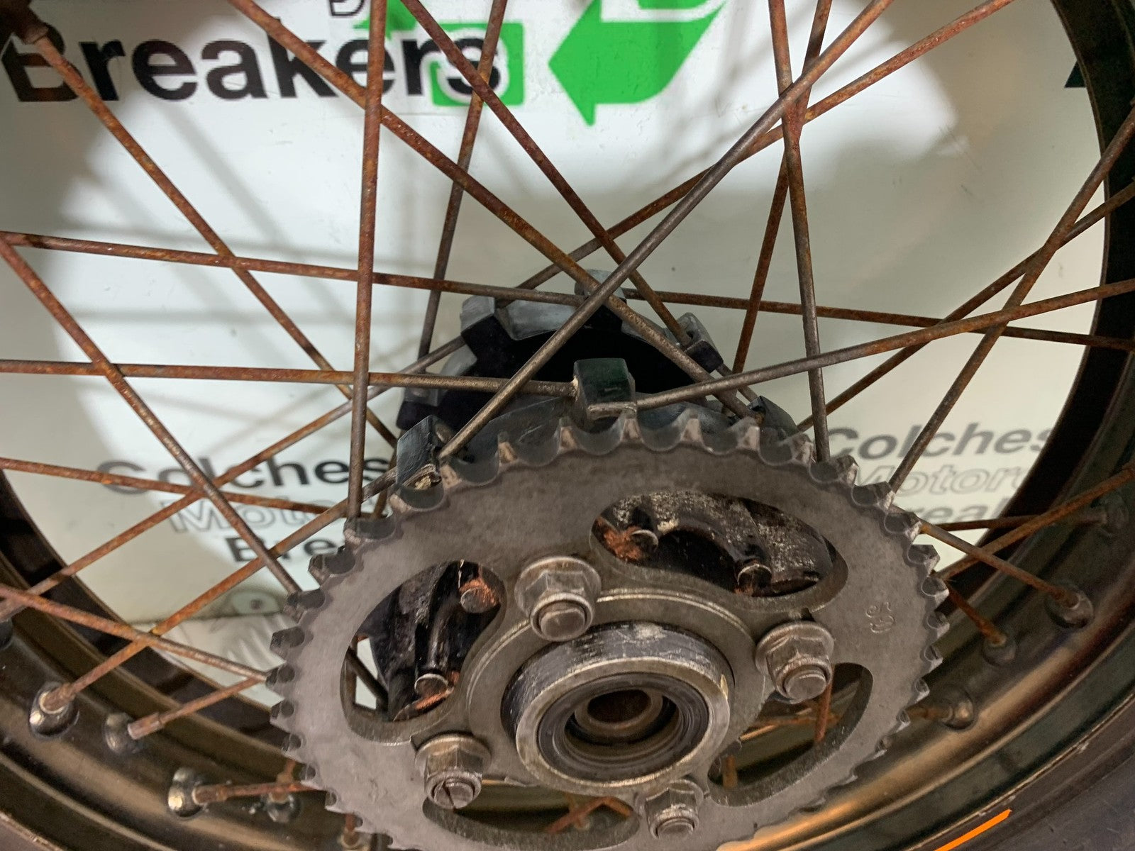 QINGQI QM125 GY-2B REAR WHEEL  YEAR 2016 (CMB1228)