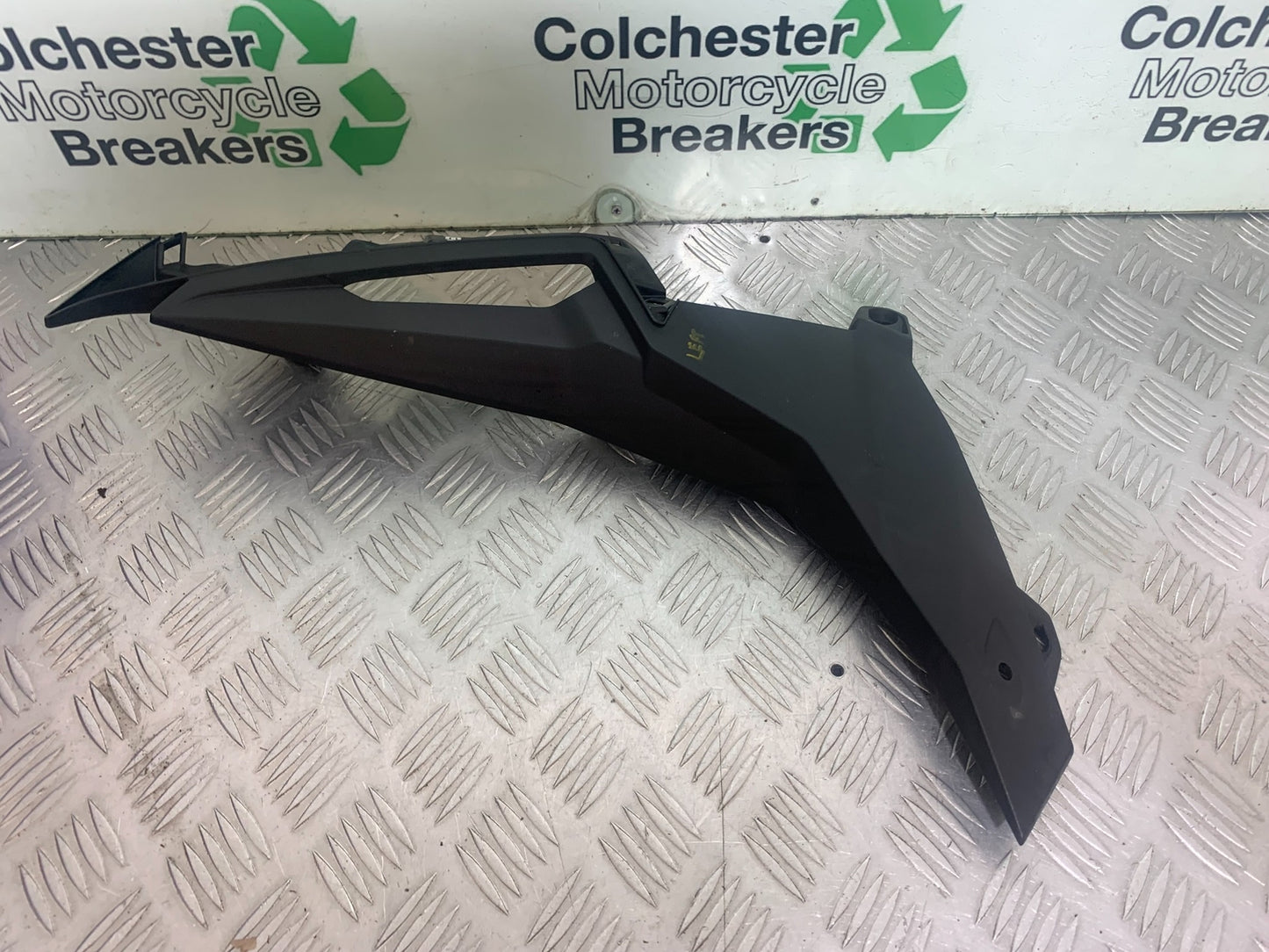 BMW M1000 R LEFT FAIRING PANEL YEAR 2023-2024 (CMB1140)