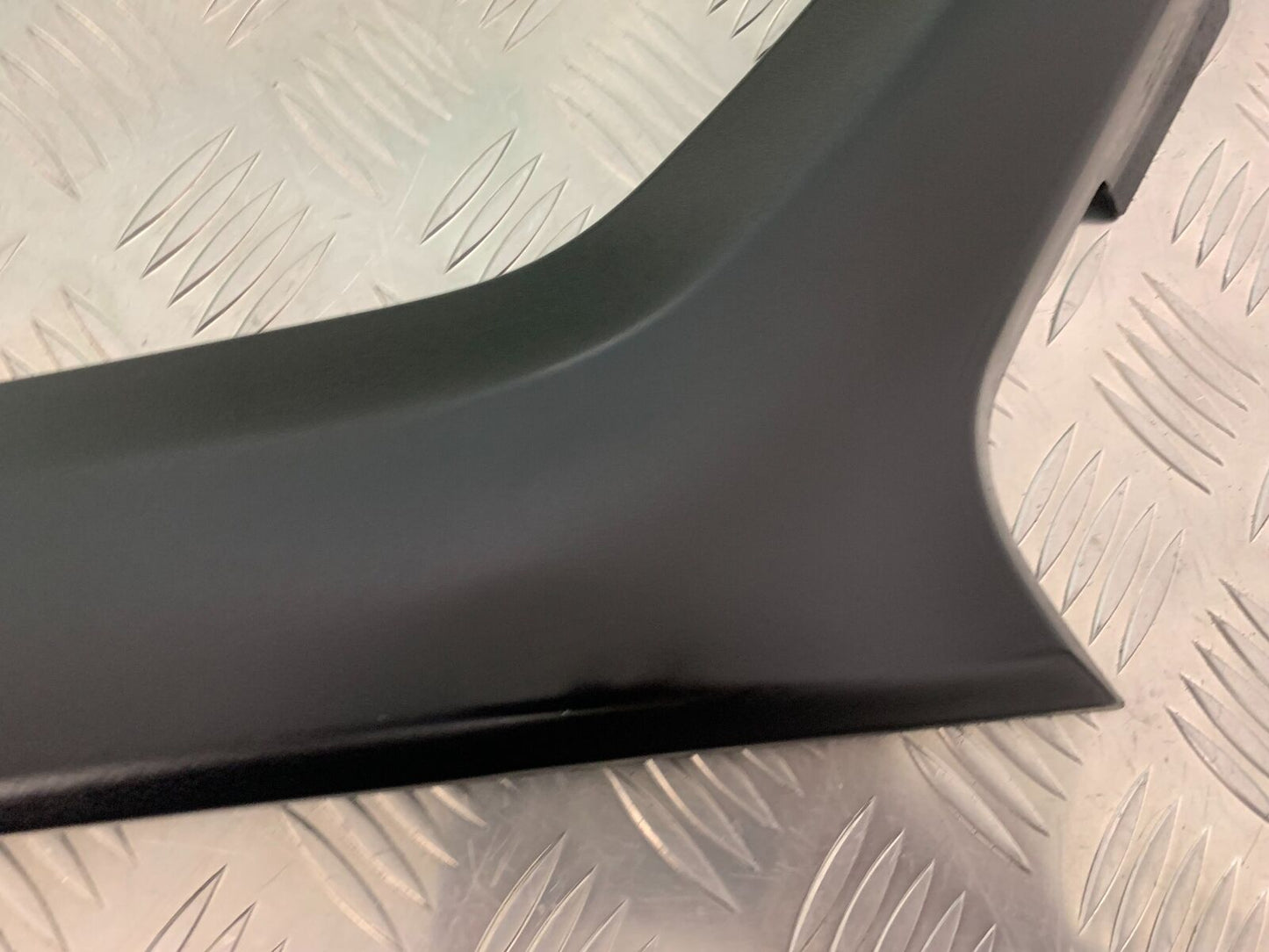 SUZUKI DL 650 V-STROM SIDE INFILL PANEL   YEAR 2006 2011 (STOCK 954)