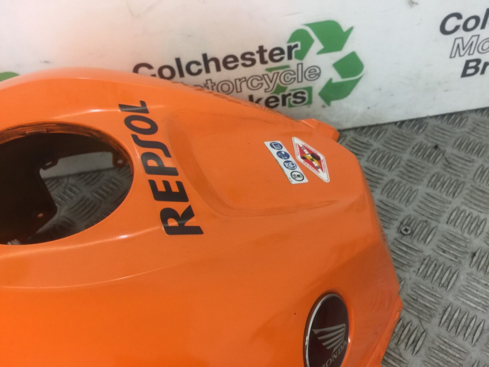 HONDA CBR600 CBR 600 RR PETROL TANK COVER  YEAR 2016 (STOCK 348)