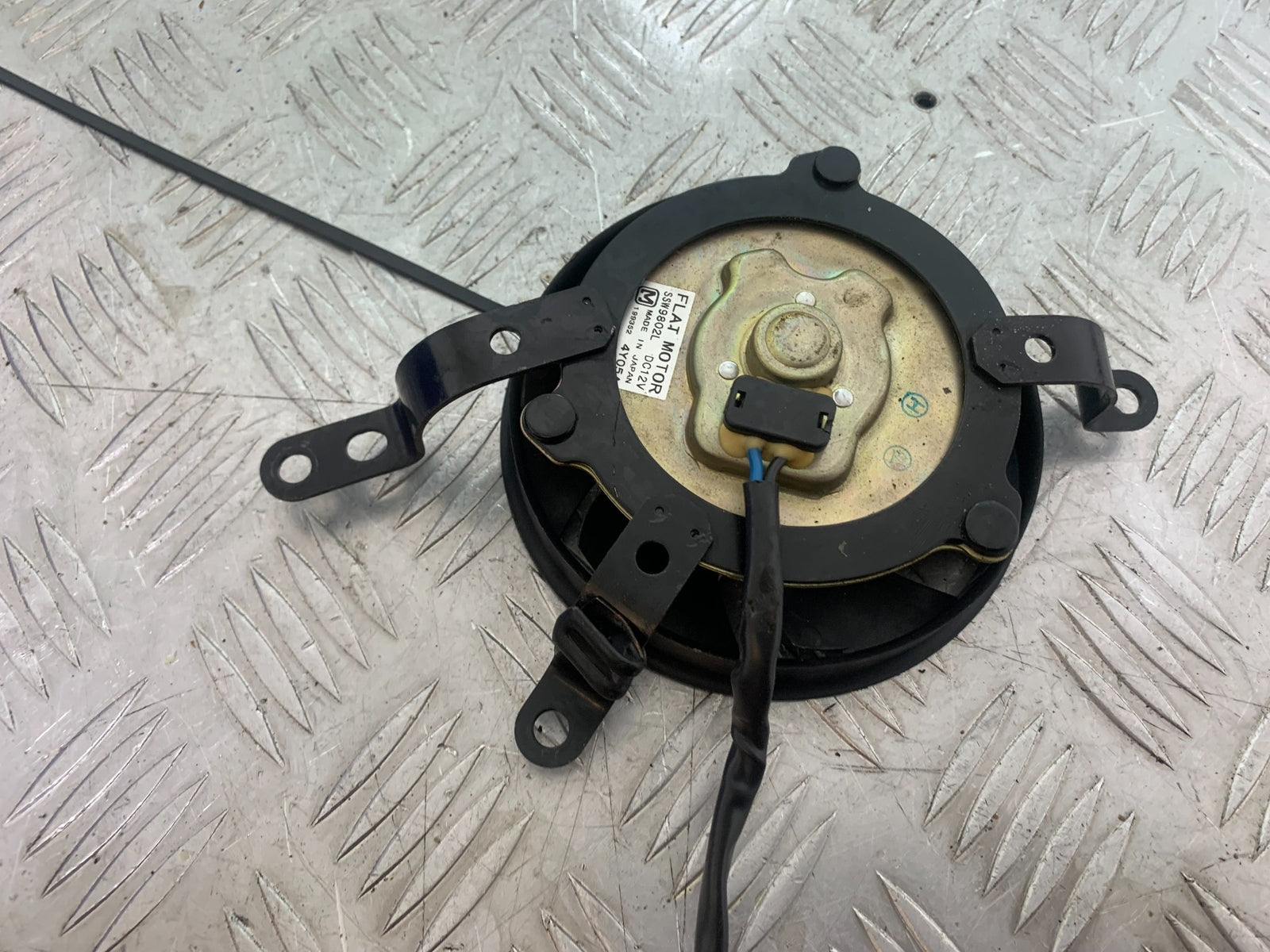 YAMAHA YZF R1 RADIATOR FAN   YEAR 2004-2006 (CMB1155)