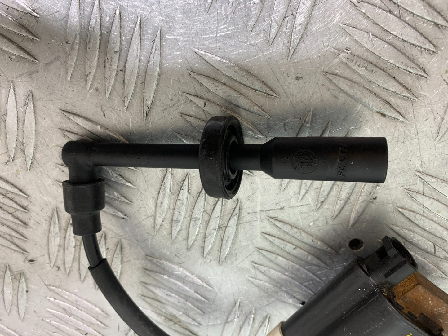 KTM DUKE 390 COIL AND CAP  YEAR 2017- 2023 (CMB1314)