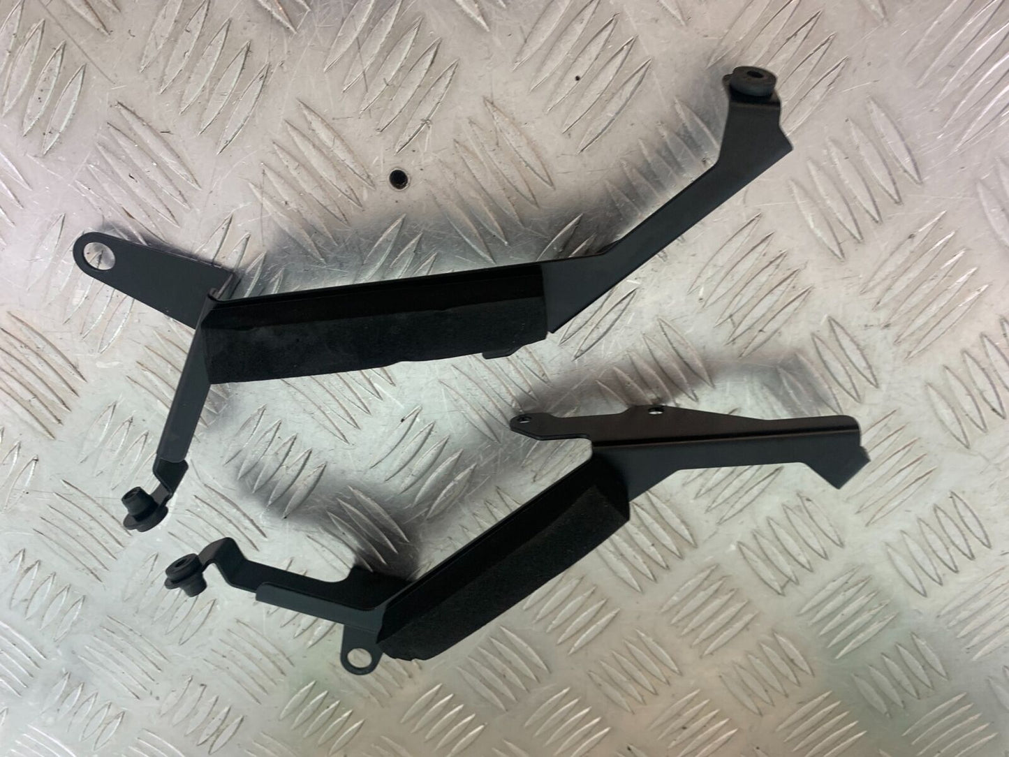 YAMAHA XSR900 XSR 900 LEFT AND RIGHT FRAME BRACKET  YEAR 2021-2022 (CMB1073)