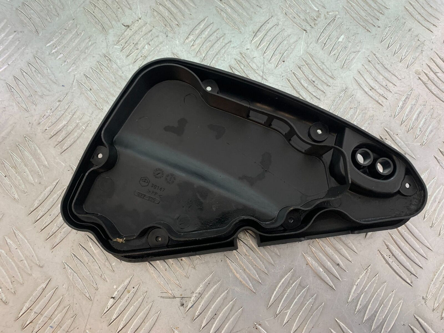VESPA 125 ET4 AIR BOX COVER  YEAR 1997-2000  (CMB1068)