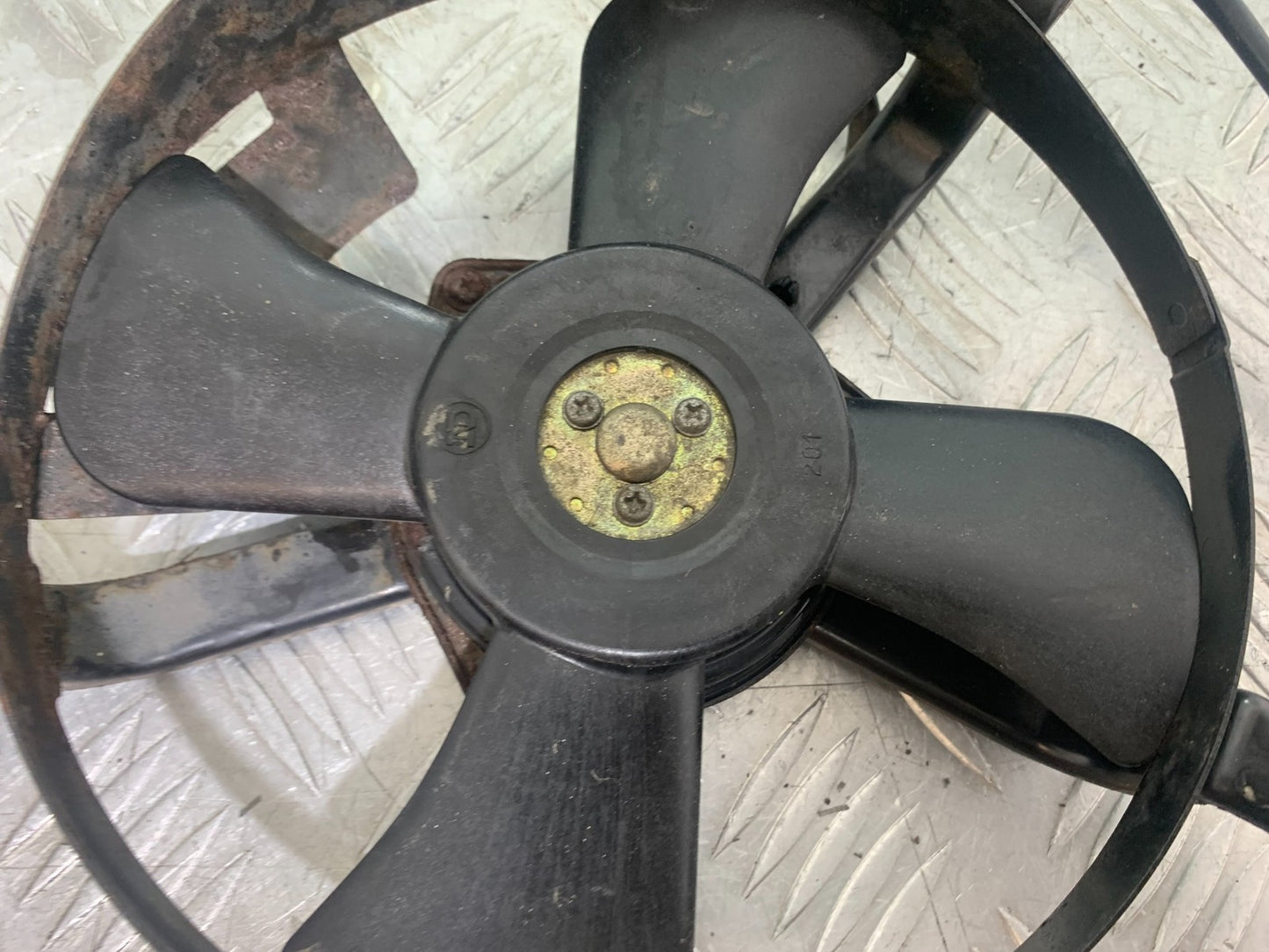 KAWASAKI ZX9R ZX9 E1 RADIATOR FAN  YEAR 2000-01 (CMB1171)