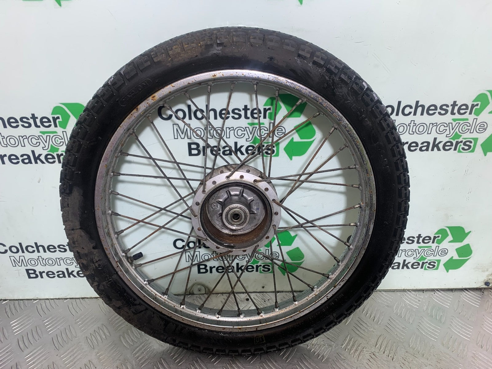 SUZUKI GP100 GP 100 REAR WHEEL  YEAR 1978-1988 (CMB1259)
