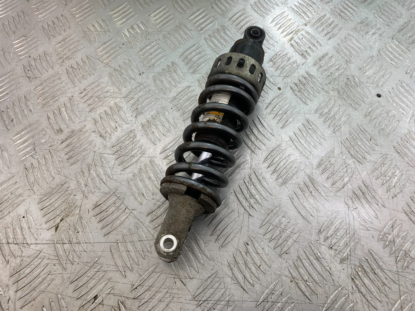 SUZUKI GSF600 GSF 600 BANDIT REAR SHOCK   2000-2004 (CMB1269)