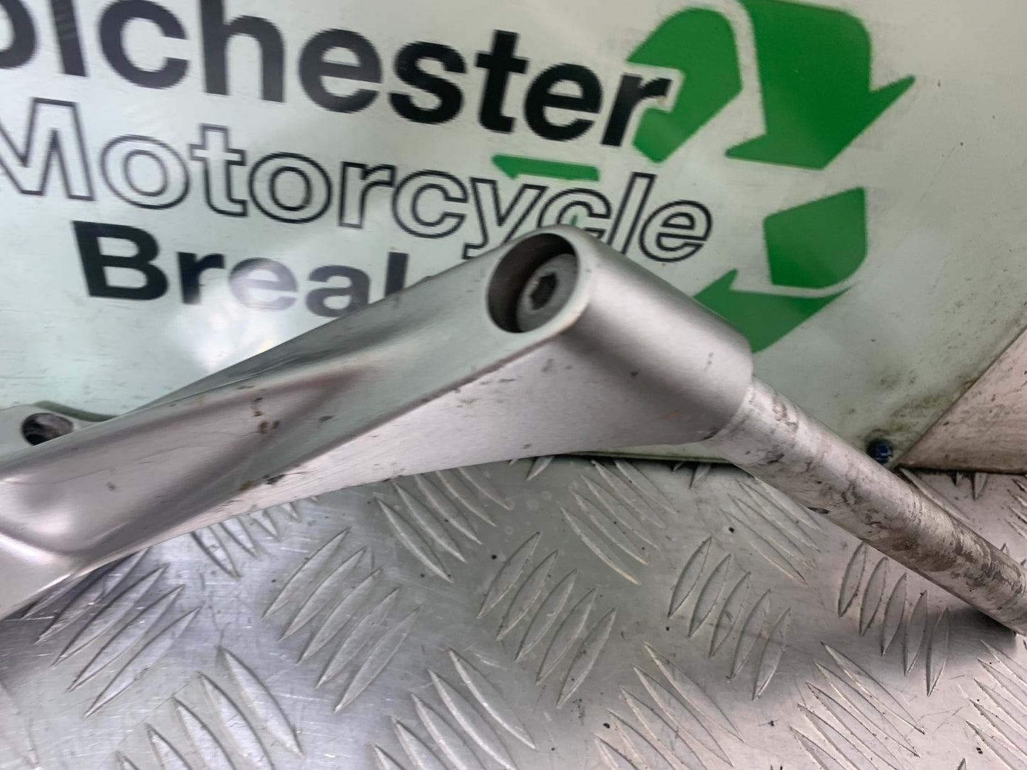 KAWASAKI GTR1400 GTR 1400 RIGHT HANDLEBAR  YEAR 2007-2009 (CMB1306)