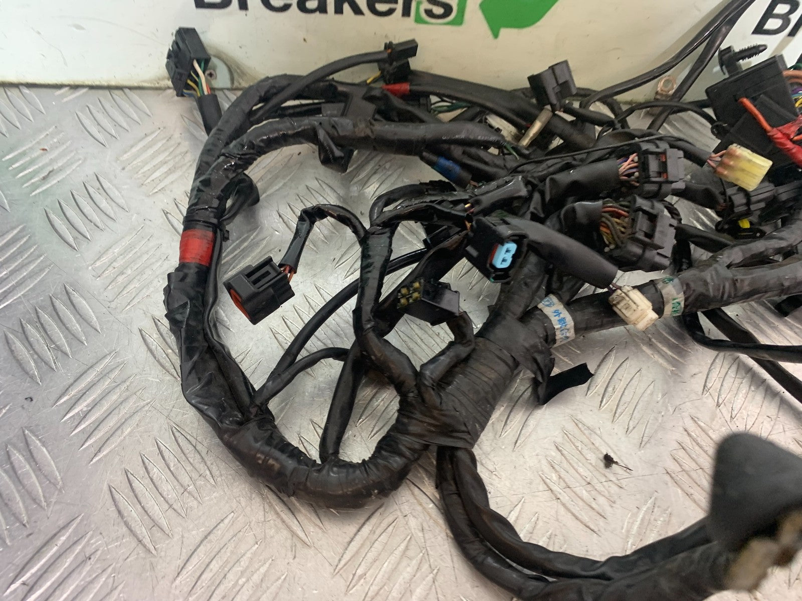 TRIUMPH 1050 SPEED TRIPLE WIRING LOOM  YEAR 2005-2007 (CMB1322)