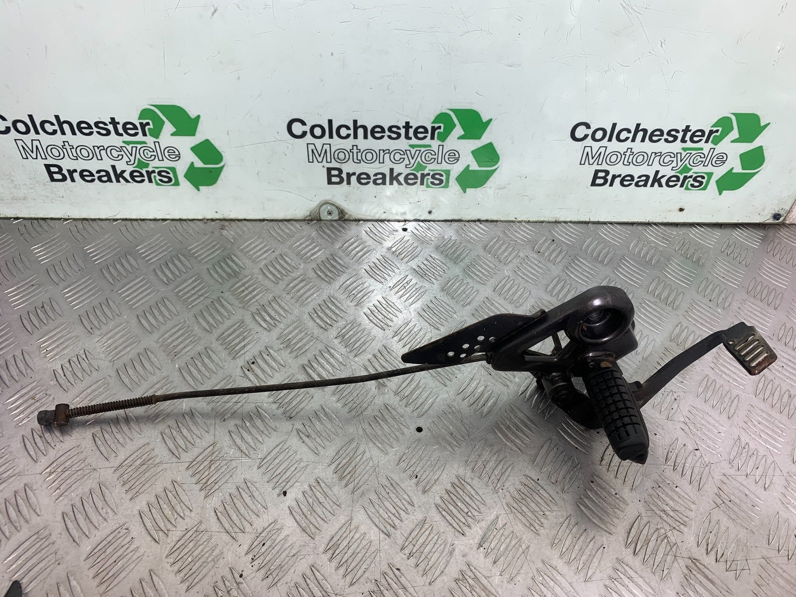 HONDA CBF125 CBF 125 FRONT RIGHT HANGER  YEAR 2009-14 (CMB1182)