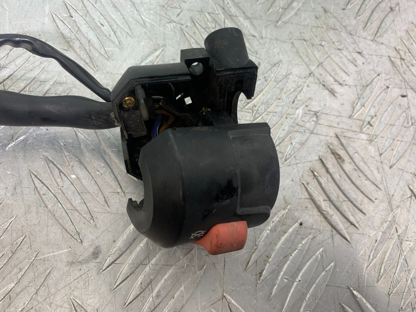 HONDA CBR600 CBR 600 FX FY RIGHT SWITCH GEAR  YEAR 1999-2000 (CMB1287)