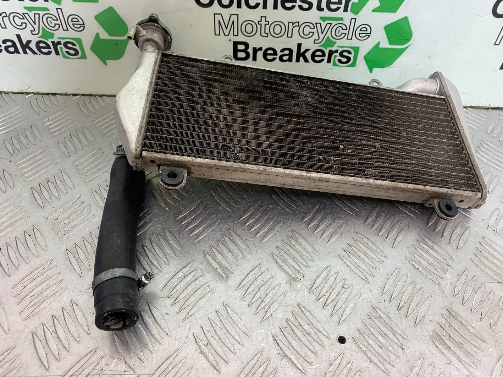 DUCATI 1299 PANIGALE TOP RADIATOR YEAR 2016 (CMB 1187)