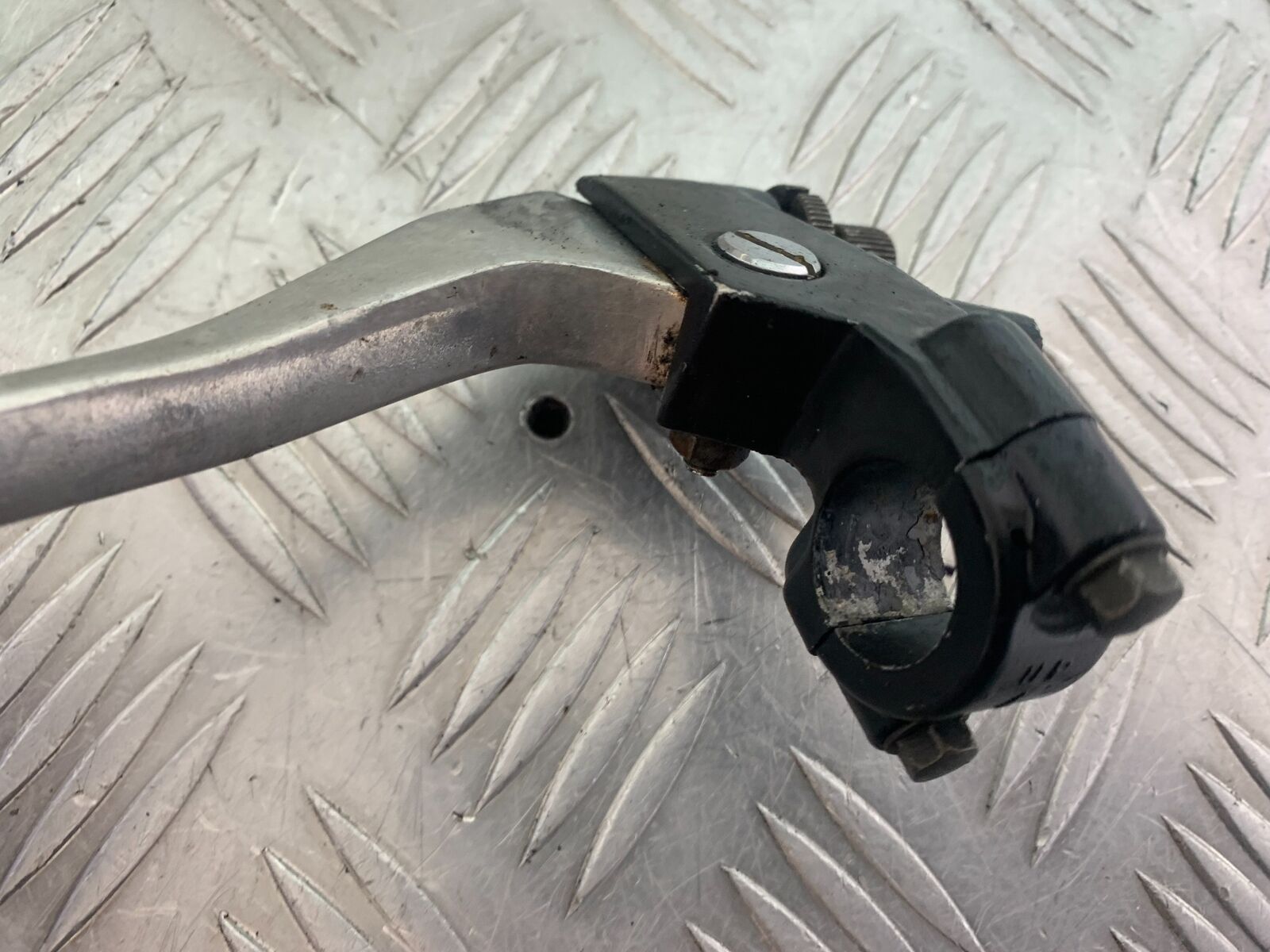 HONDA CBR600 CBR 600 F2 CLUTCH LEVER AND BRACKET   YEAR 1991-1994(CMB1133)