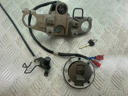 YAMAHA XJ900 XJ 900 DIVERSION LOCKS AND KEY  YEAR 1994-2002(CMB1292)