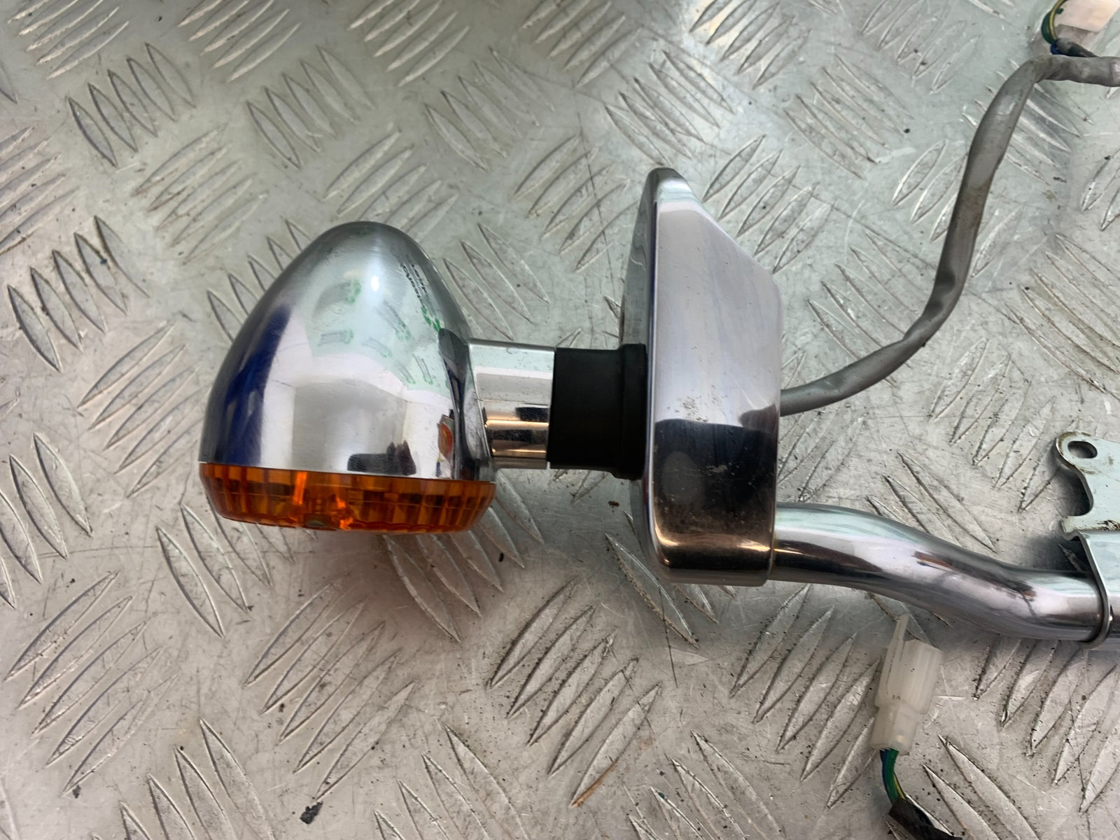 KAWASAKI VN1500 CLASSIC FRONT INDICATORS  YEAR 1999 -2006 (CMB1166)