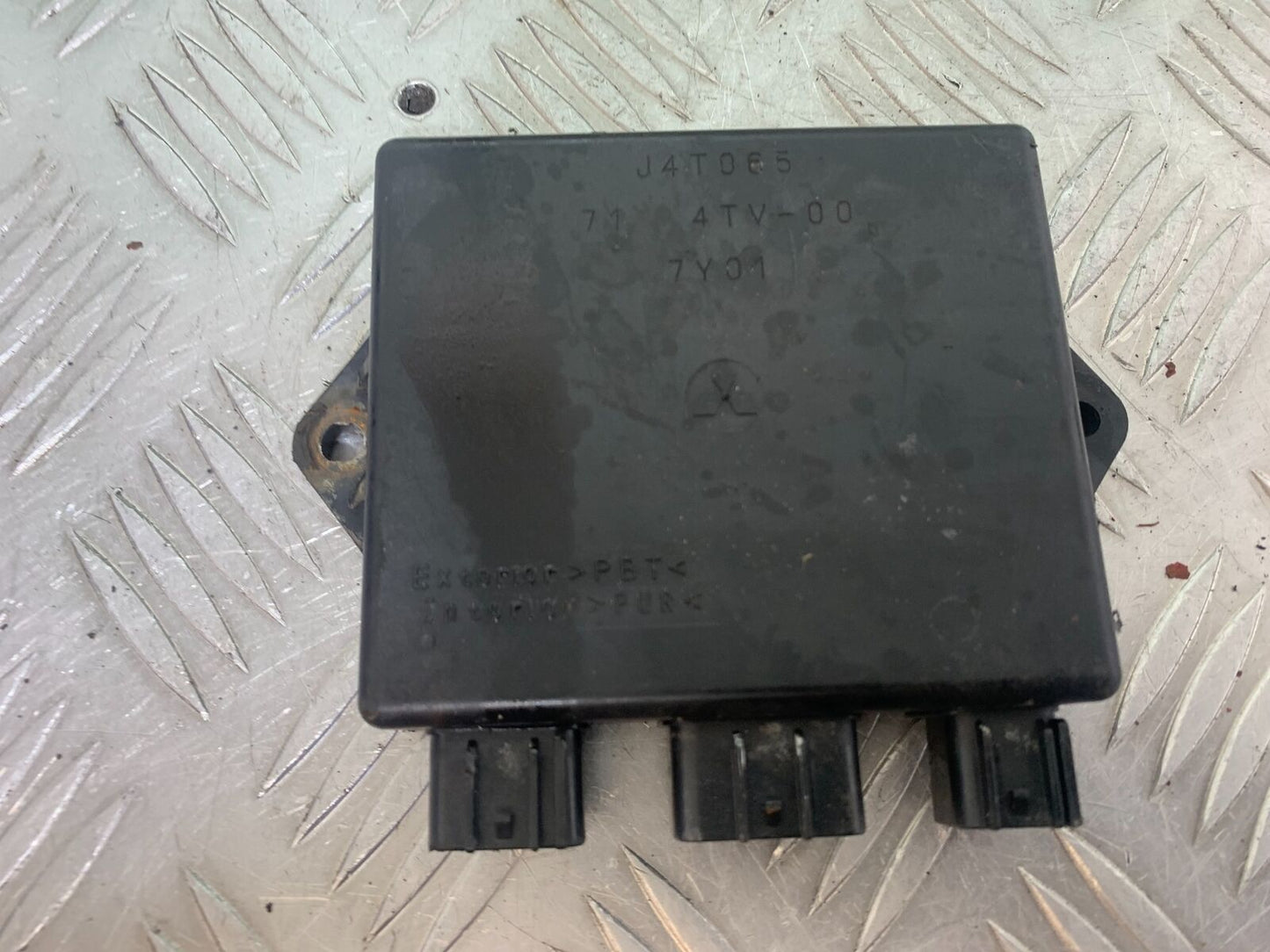 YAMAHA YZF600 YZF 600 THUNDERCAT CDI UNIT 1996-2003 (CMB1134)