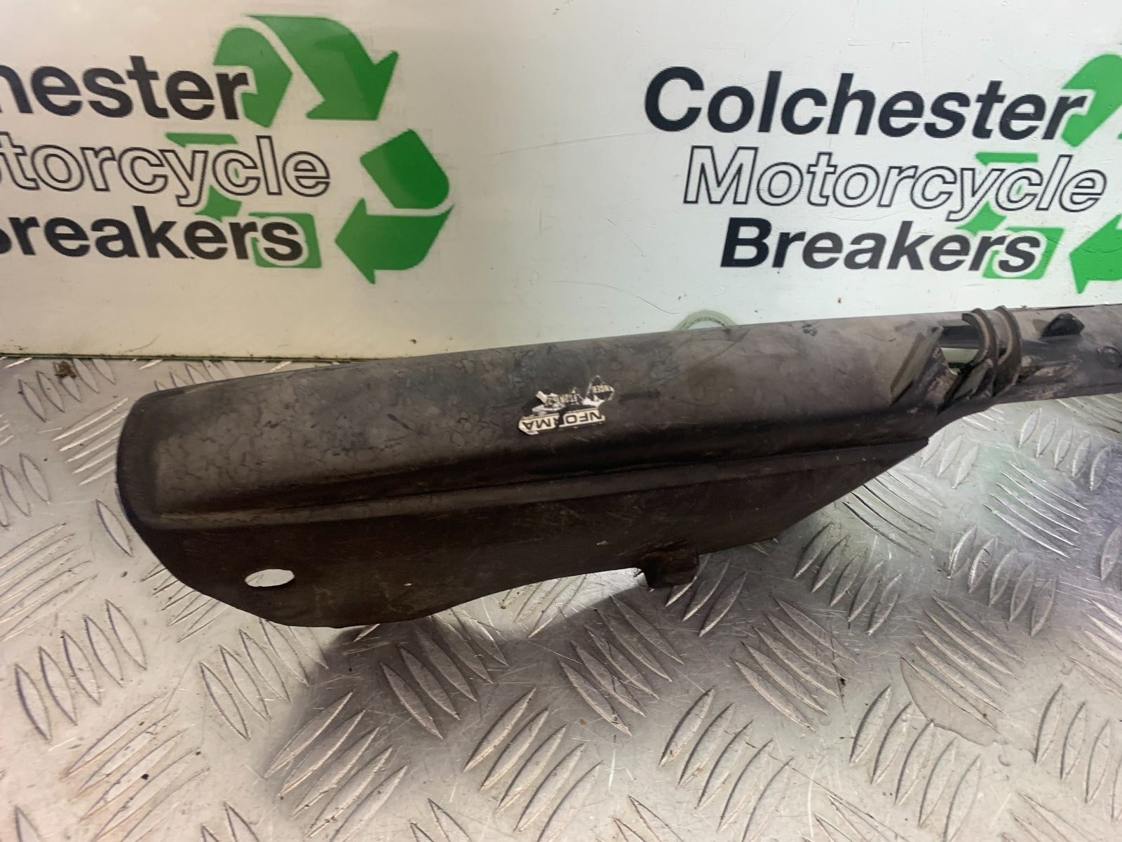 HONDA VFR750 VFR 750 CHAIN GUARD   YEAR 1994-1997 (CMB1156)