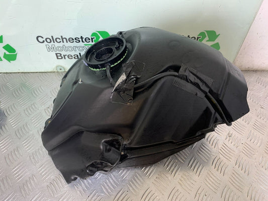 APRILIA SL750 SL 750 SHIVER PETROL TANK  YEAR 2012 (CMB1074)