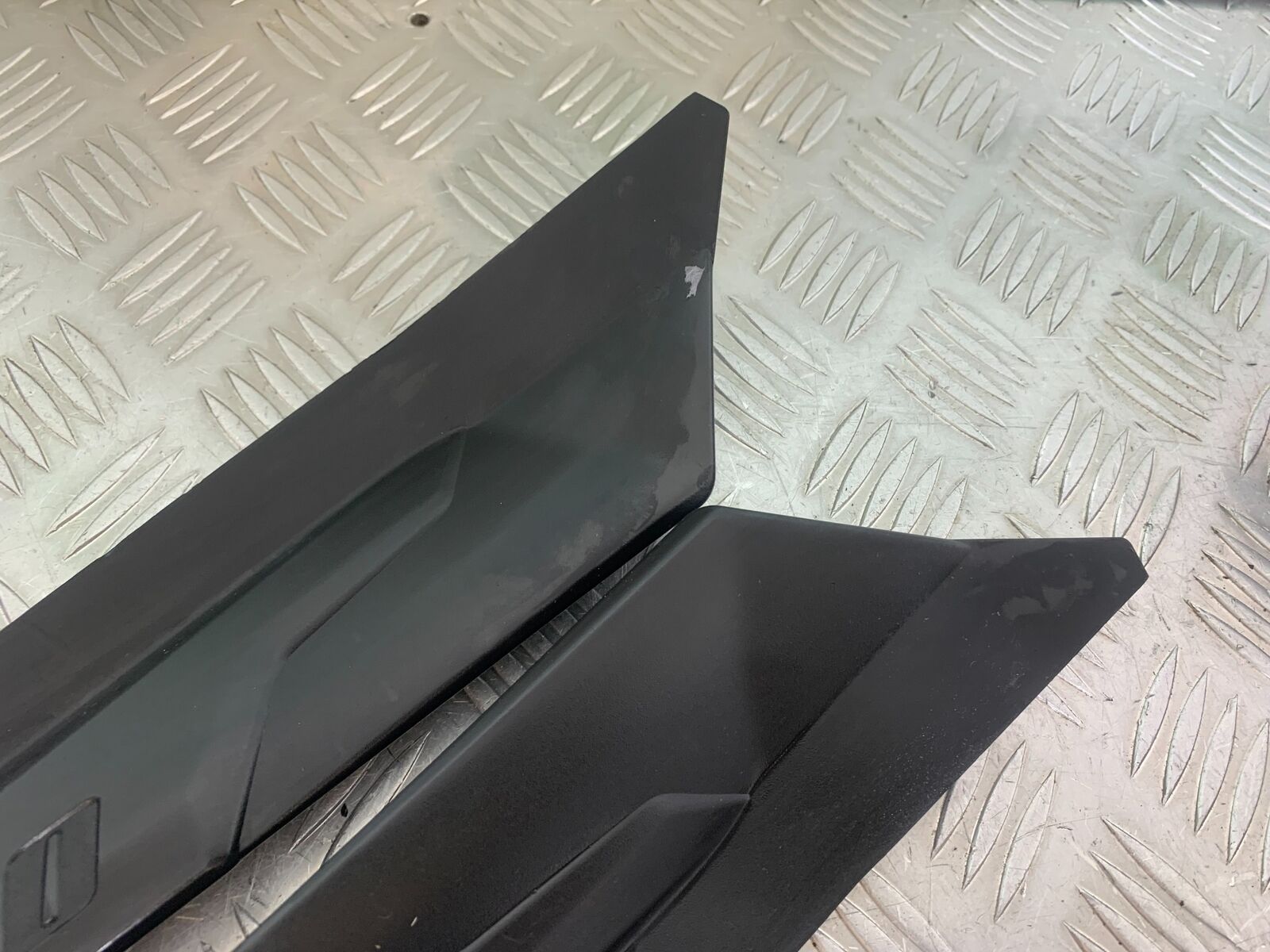 TRIUMPH TIGER 800 FRONT MUDGUARD INFILLS  YEAR 2011-2014 (CMB1113)
