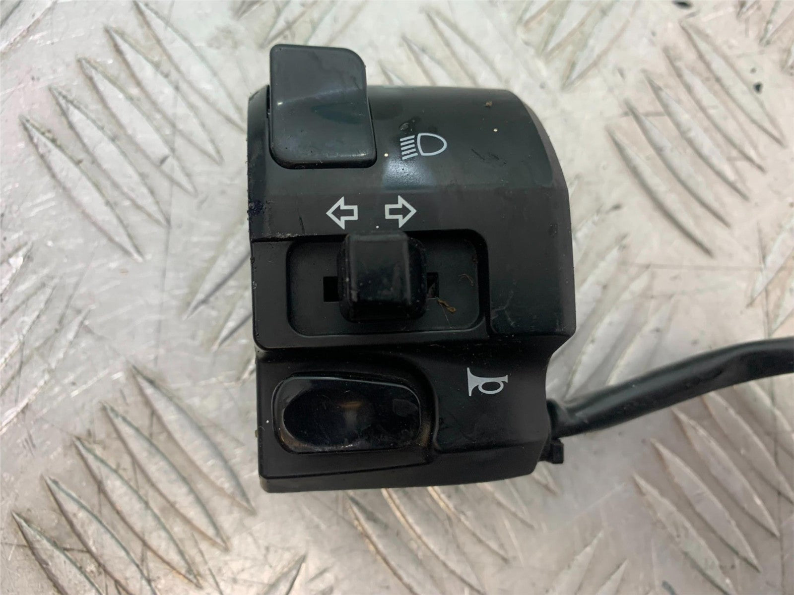 YAMAHA NMAX-125 N MAX 125 LEFT SWITCH GEAR   YEAR 2015-2020  (CMB1231)