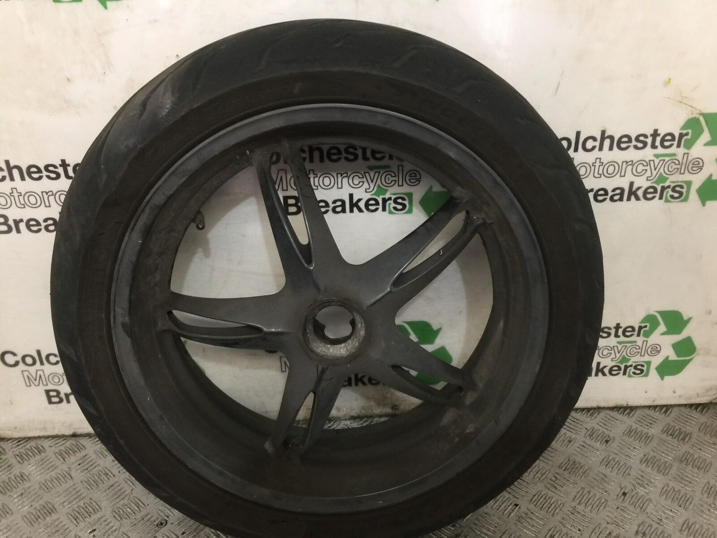 TRIUMPH 1050 SPRINT REAR WHEEL  YEAR 2004-2007 (STOCK 888)
