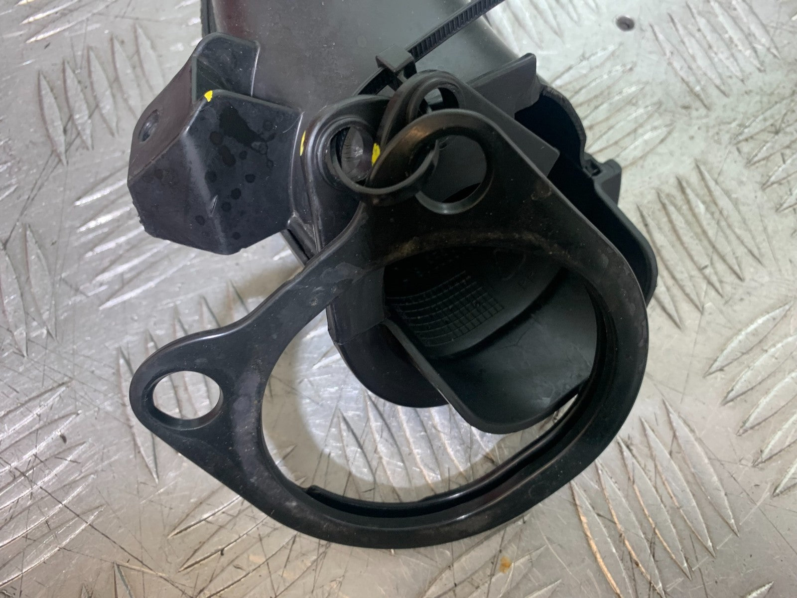 APRILIA RSV4 FACTORY LEFT AIR TUBE   YEAR 2009-2012 (CMB1224)