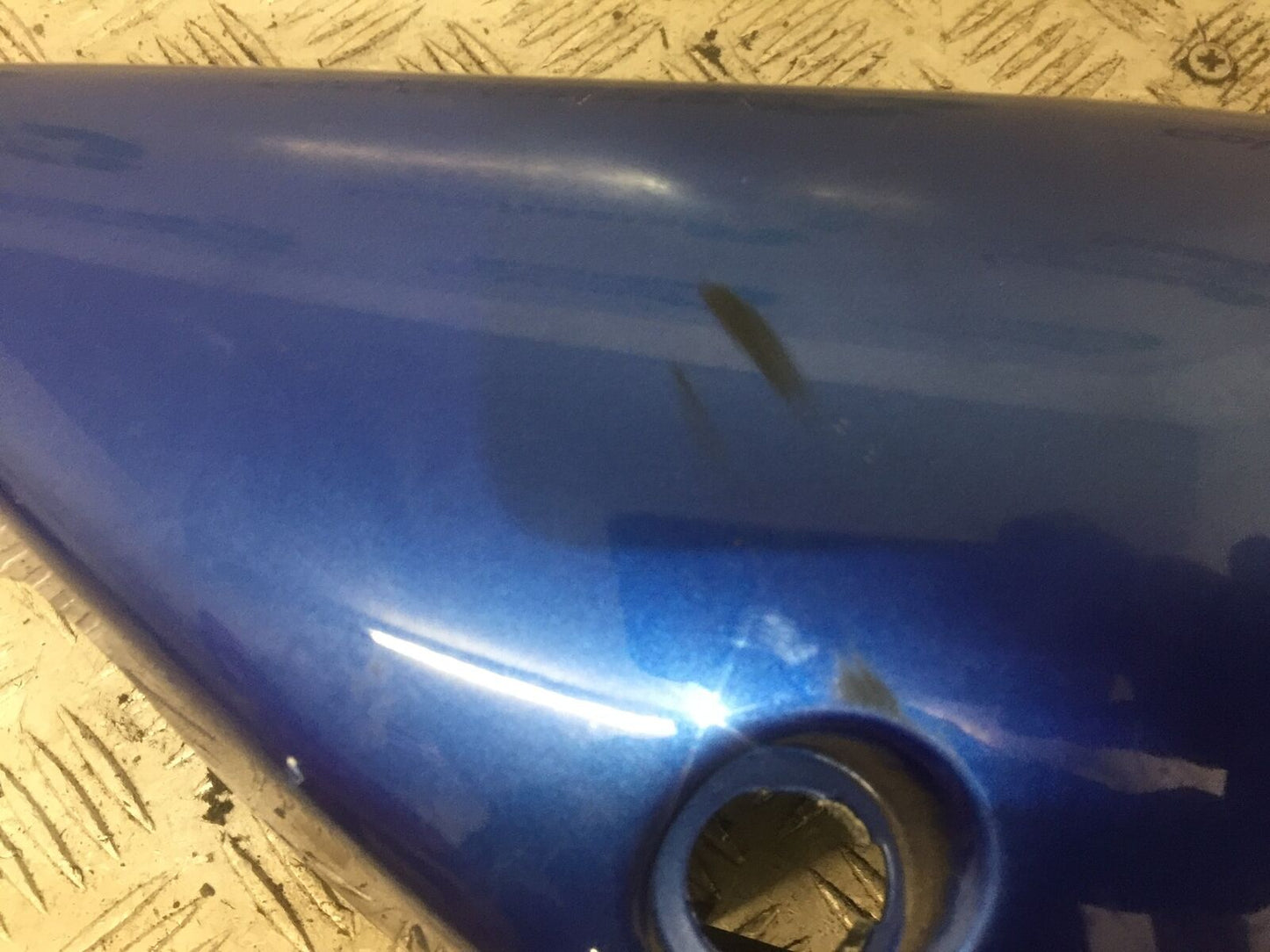 SUZUKI VLR1800 VLR 1800  SEAT PANEL   YEAR 2010 (STOCK 815)