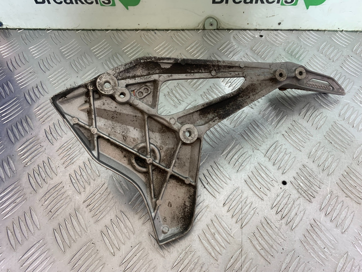 HONDA NC750 NC 750 S FRONT LEFT HANGER AND PEGS  2016-2020 (CMB1146)