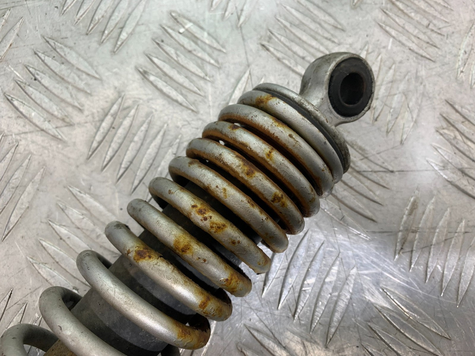 YAMAHA YBR125 CUSTOM 1 X REAR SHOCK YEAR 2008-2016 (CMB1192)