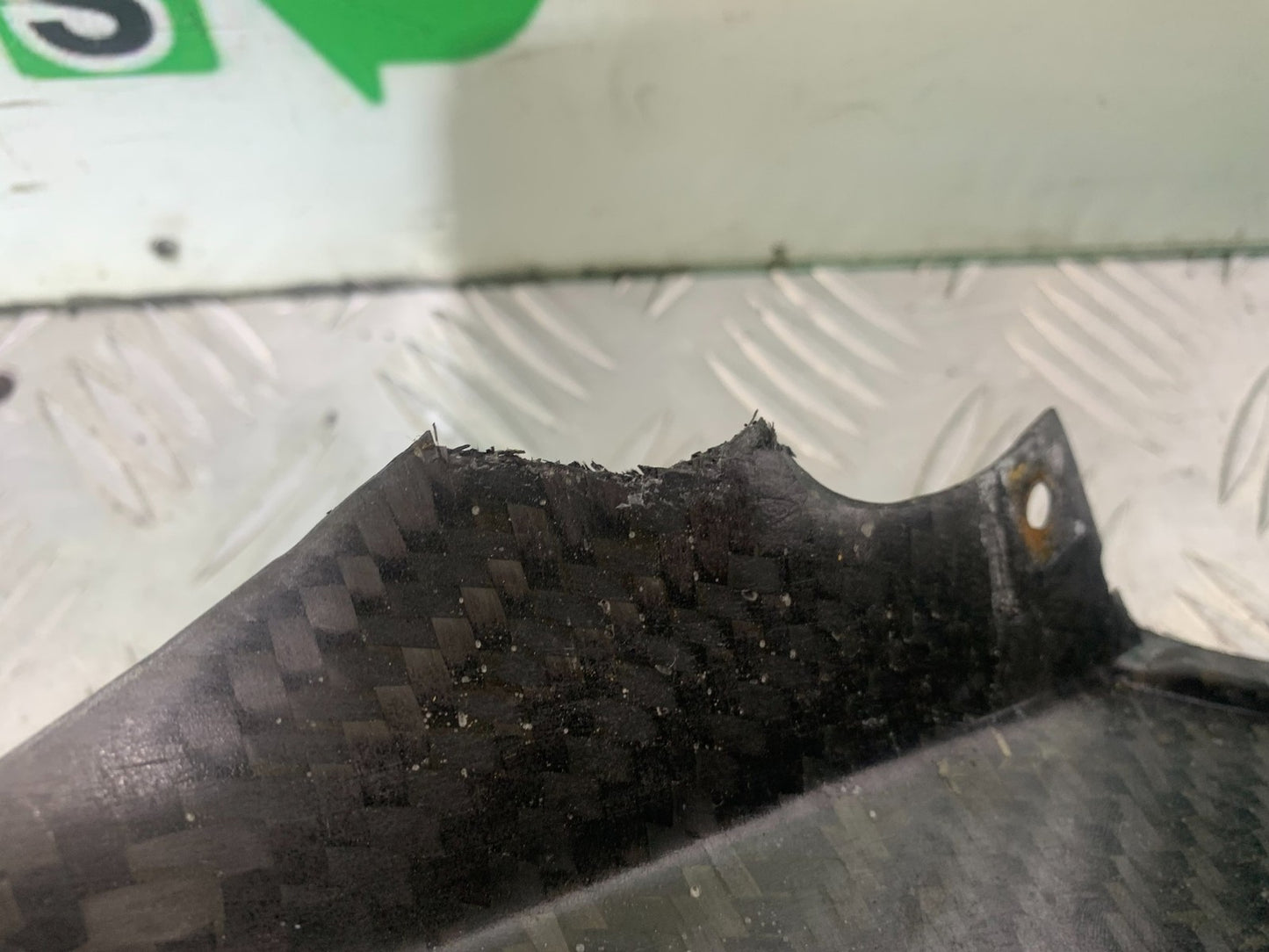 APRILIA RSV1000 R FACTORY MILLE CARBON LOWER TANK PANELS    2004-09 (CMB1203)