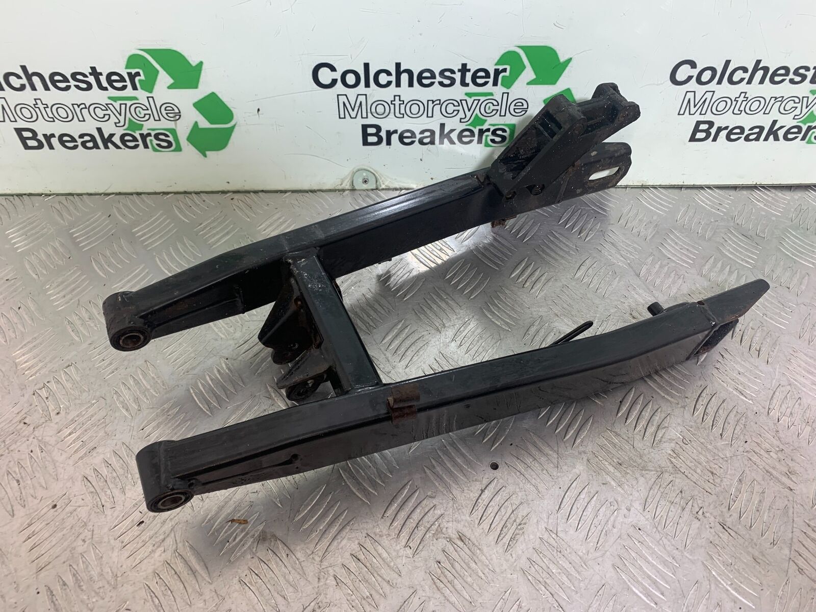 YAMAHA XT125 X XT 125 X SWINGARM 2005-2011 (CMB1097)