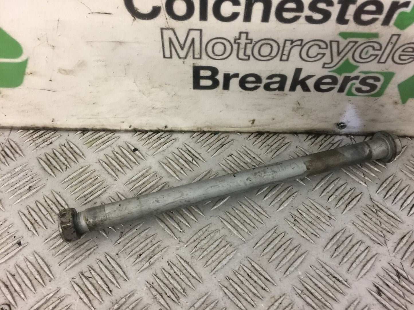 HONDA NC700 NC 700 SWINGARM SPINDLE  YEAR 2011 STOCK 513