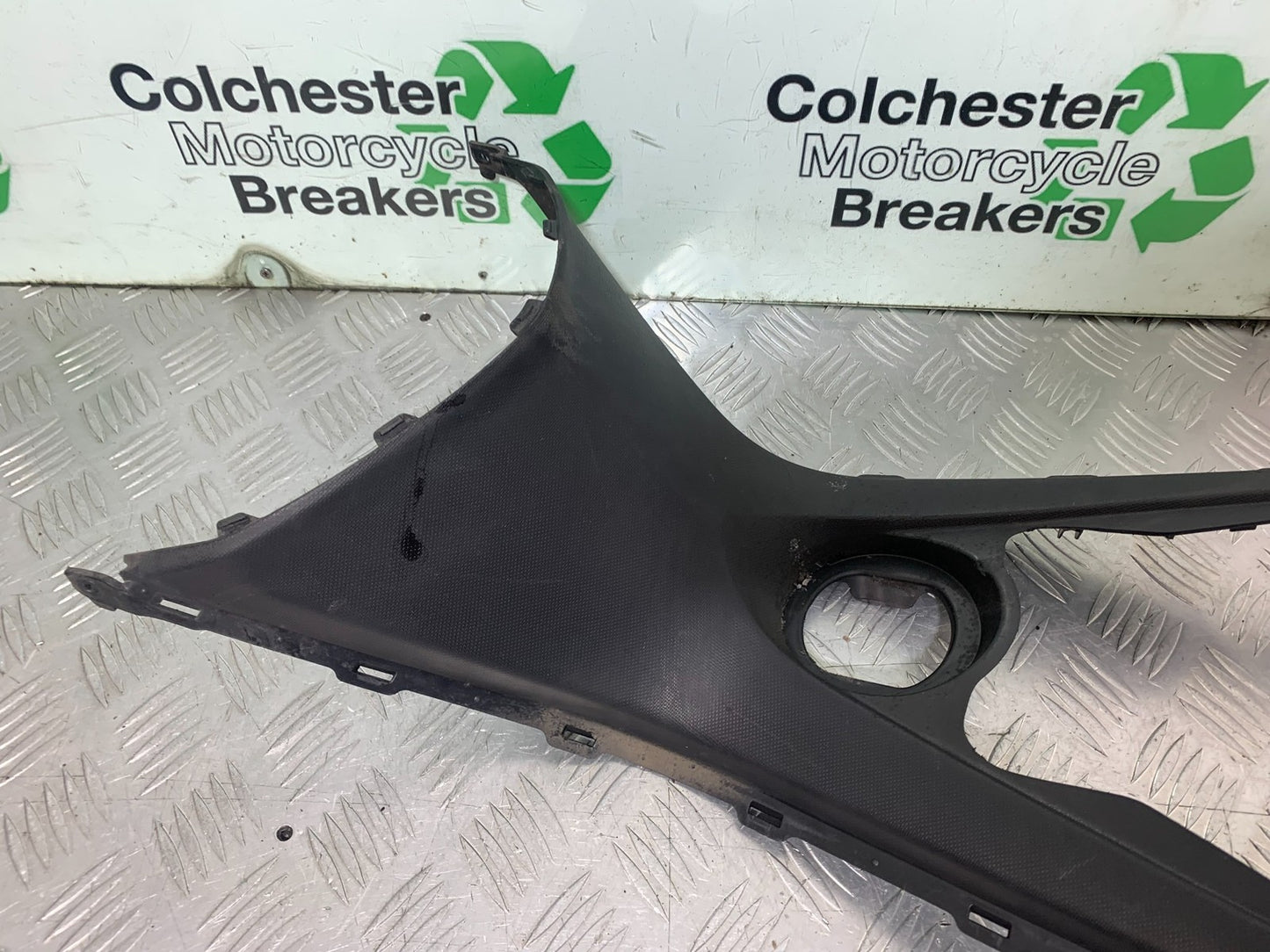 YAMAHA XMAX 125 XMAX-125 INFILL PANEL YEAR 2015-2020  (CMB1266)